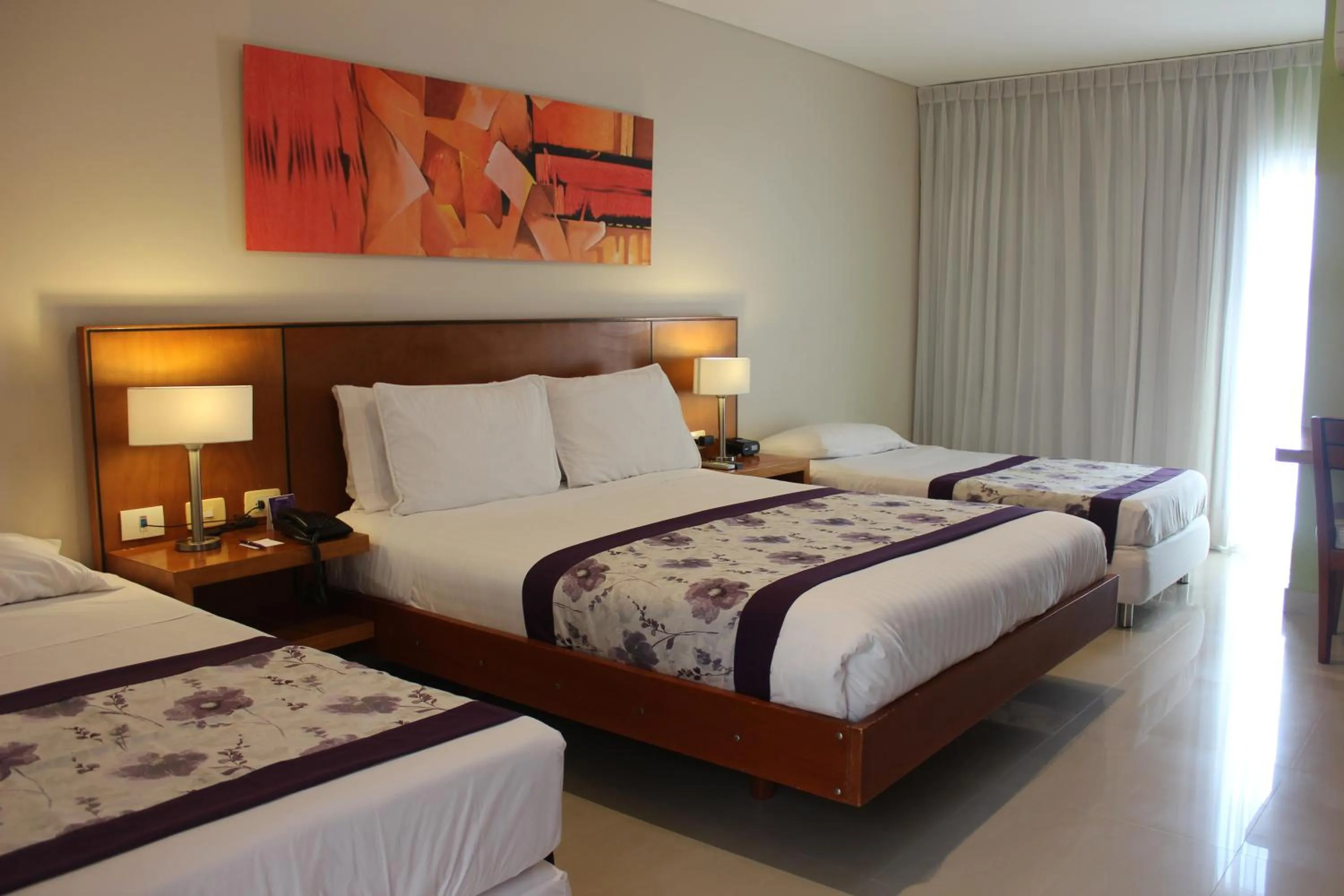 Bedroom, Bed in Hotel Atrium Plaza