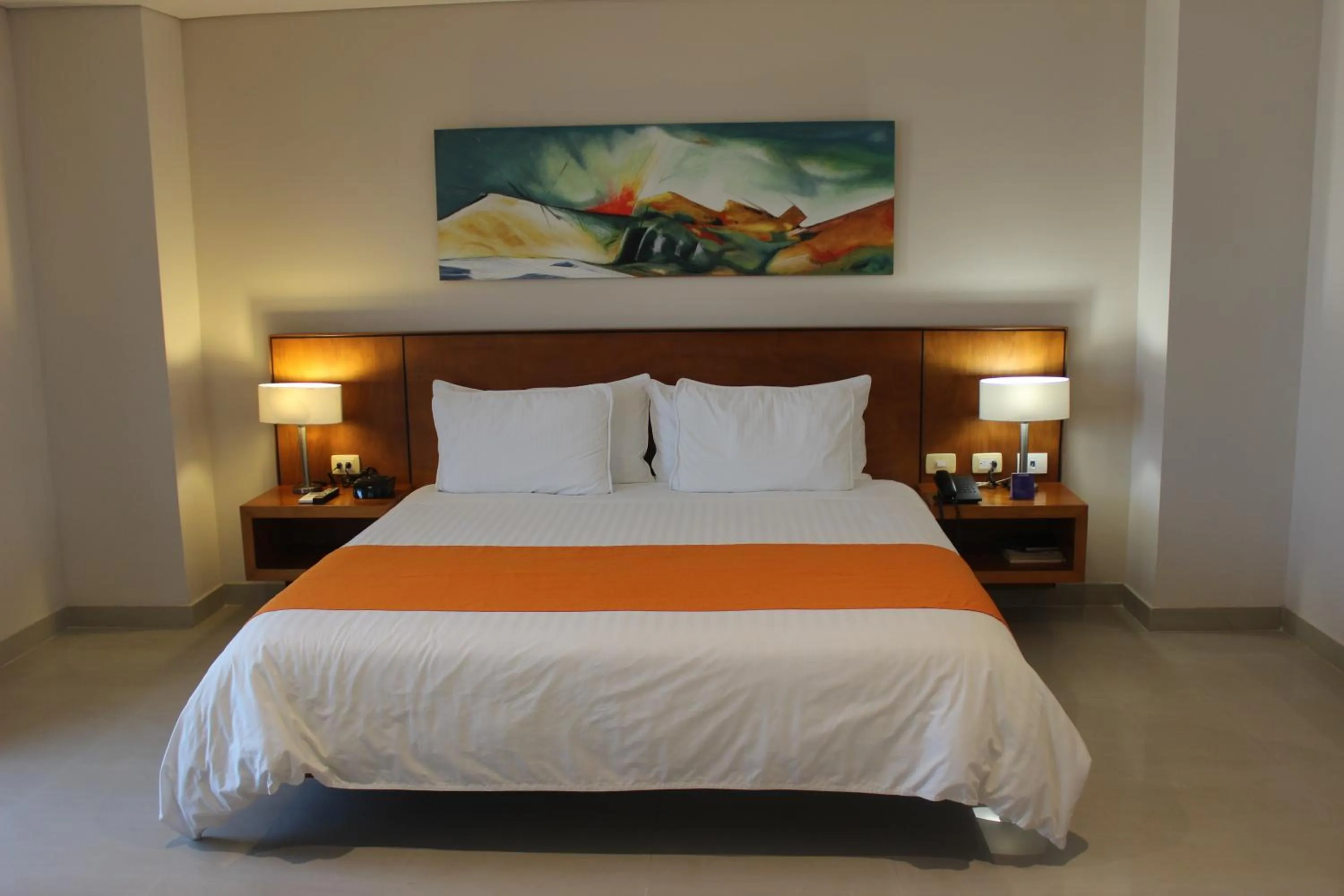 Bedroom, Bed in Hotel Atrium Plaza