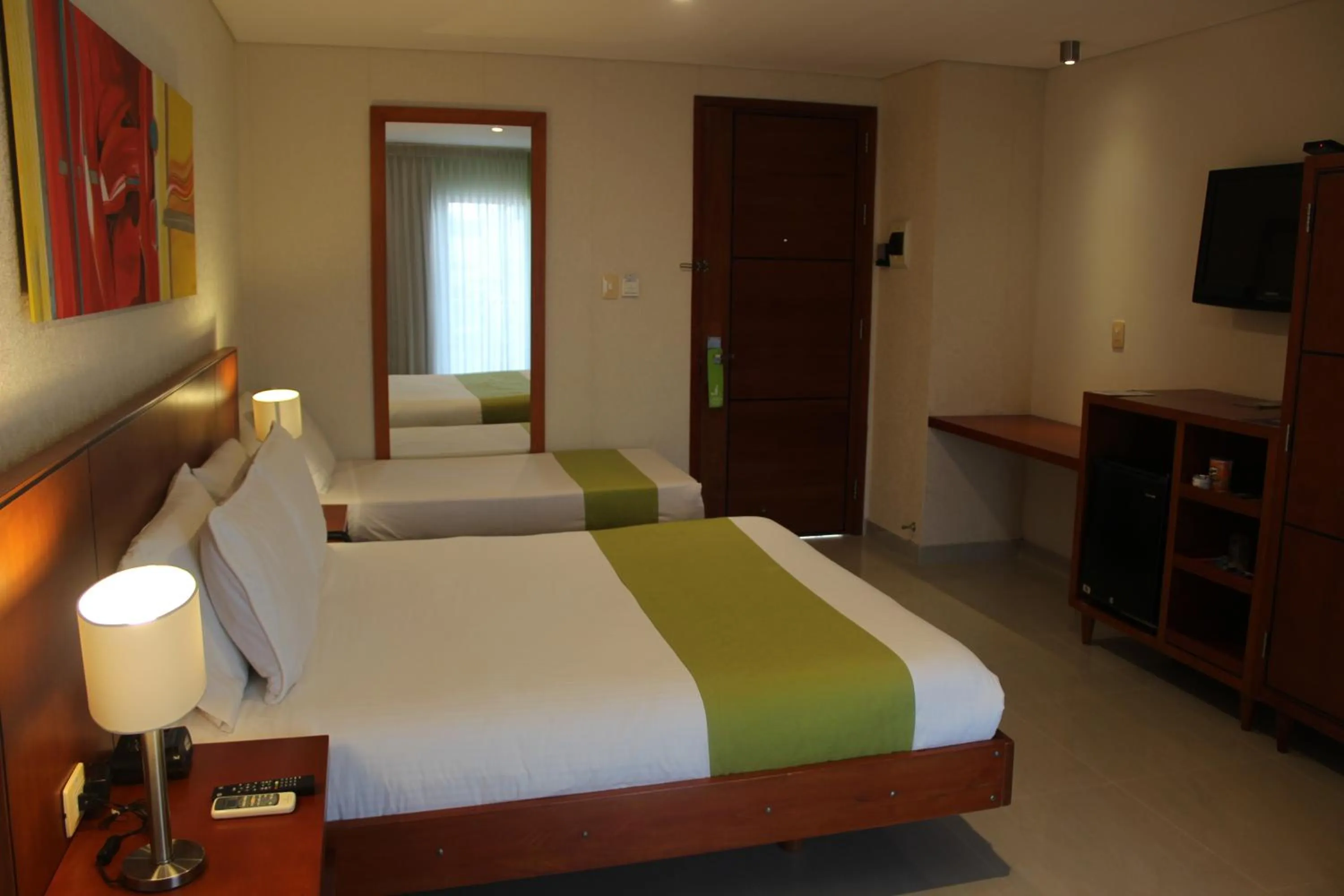 Bedroom, Bed in Hotel Atrium Plaza