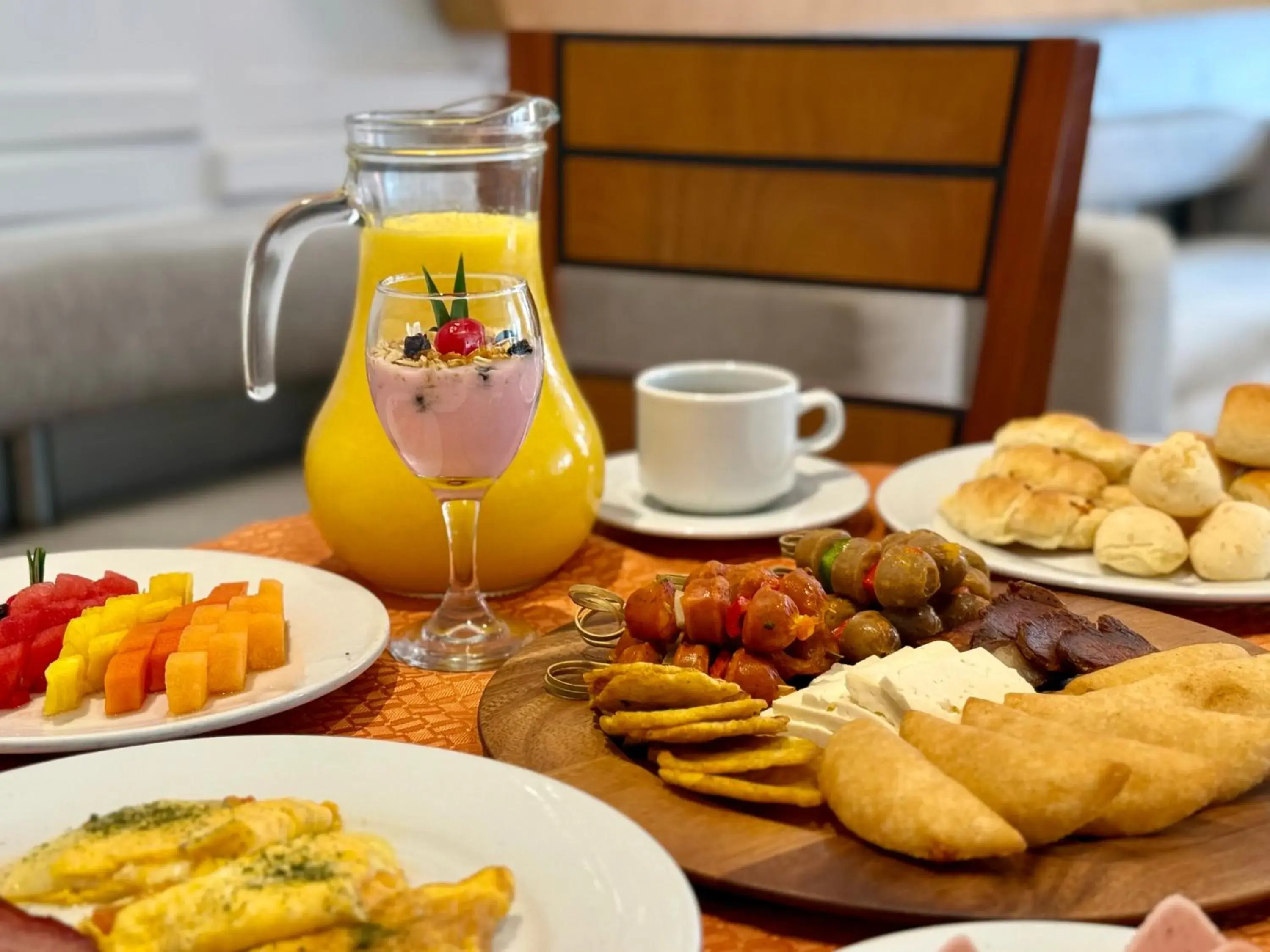 Breakfast in Hotel Atrium Plaza Breakfast in Hotel Atrium Plaza