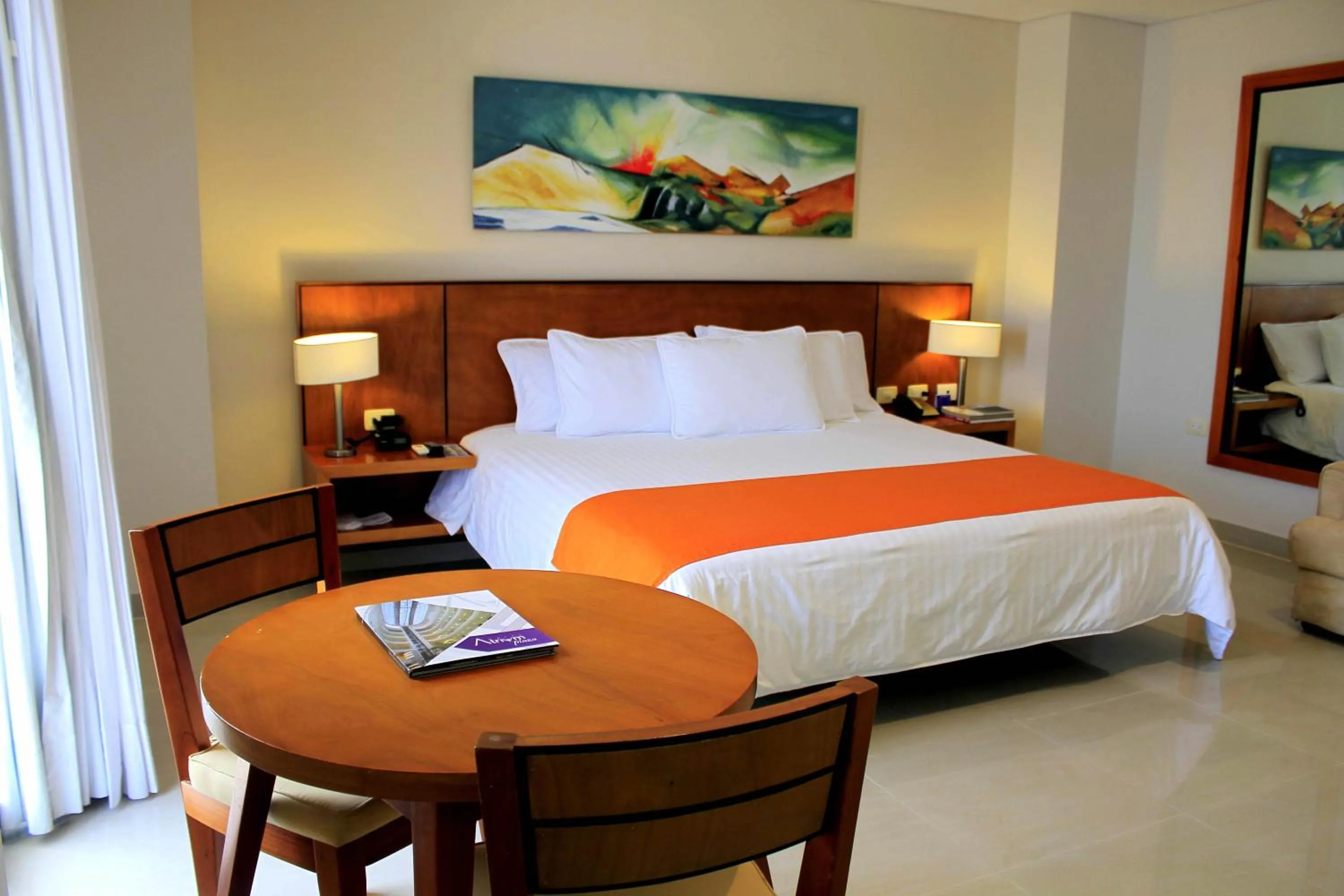 Bedroom, Bed in Hotel Atrium Plaza