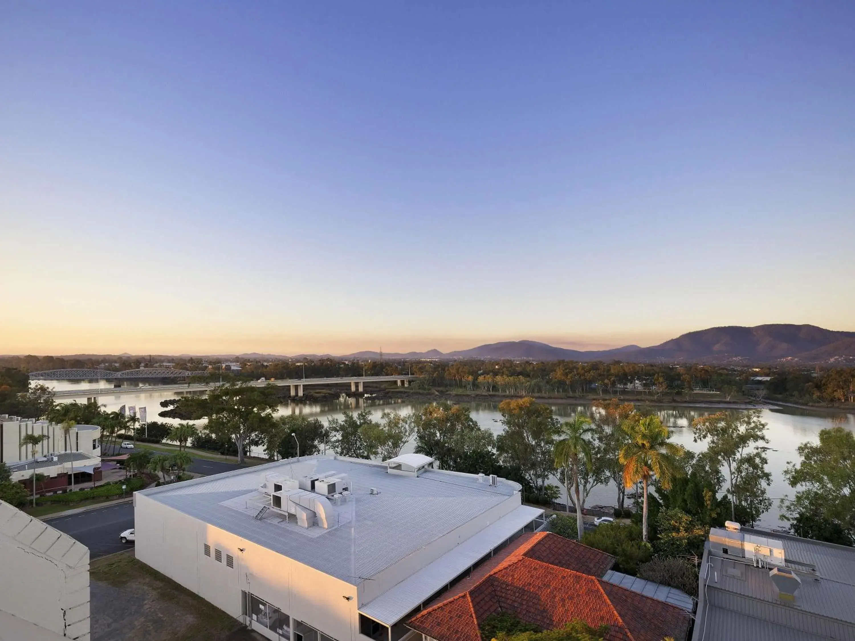 Property building in Mercure Rockhampton Property building in Mercure Rockhampton