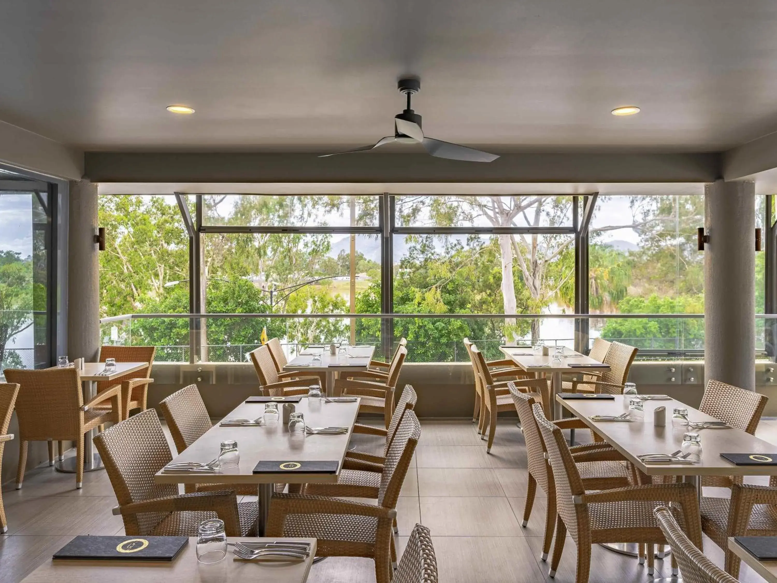 Property building in Mercure Rockhampton Property building in Mercure Rockhampton