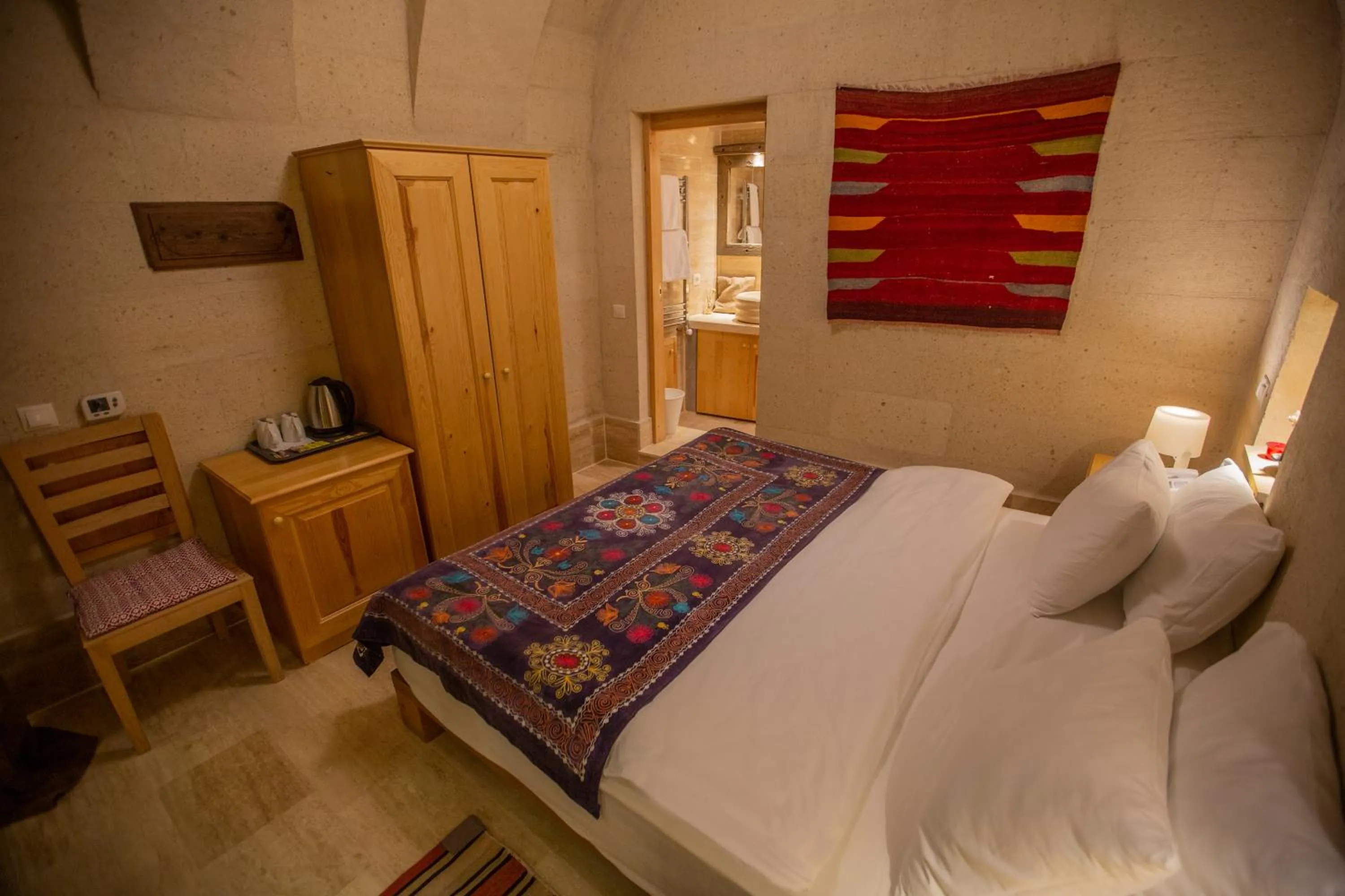 Photo of the whole room, Bed in Maze Of Cappadocia Hotel