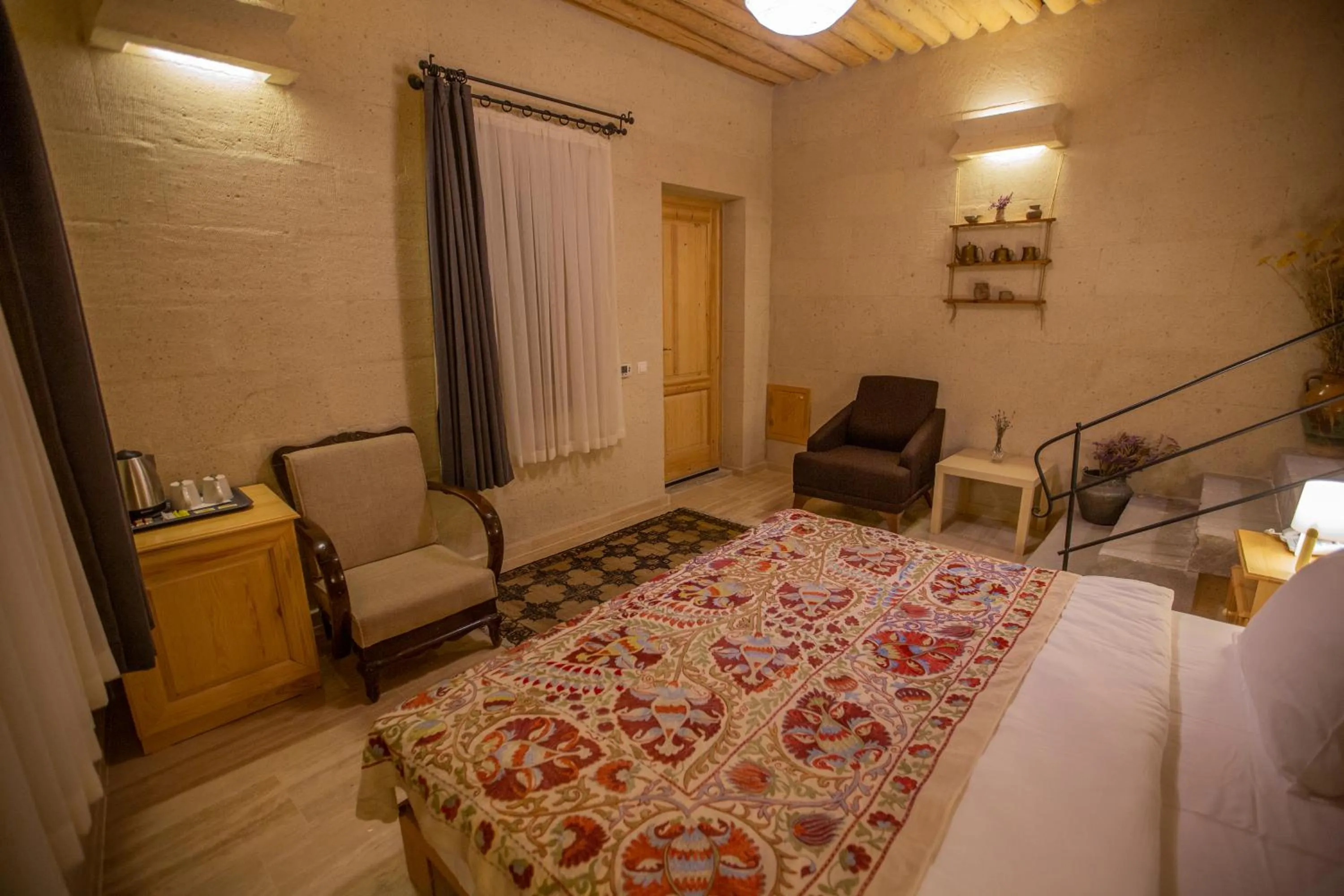 Photo of the whole room, Bed in Maze Of Cappadocia Hotel