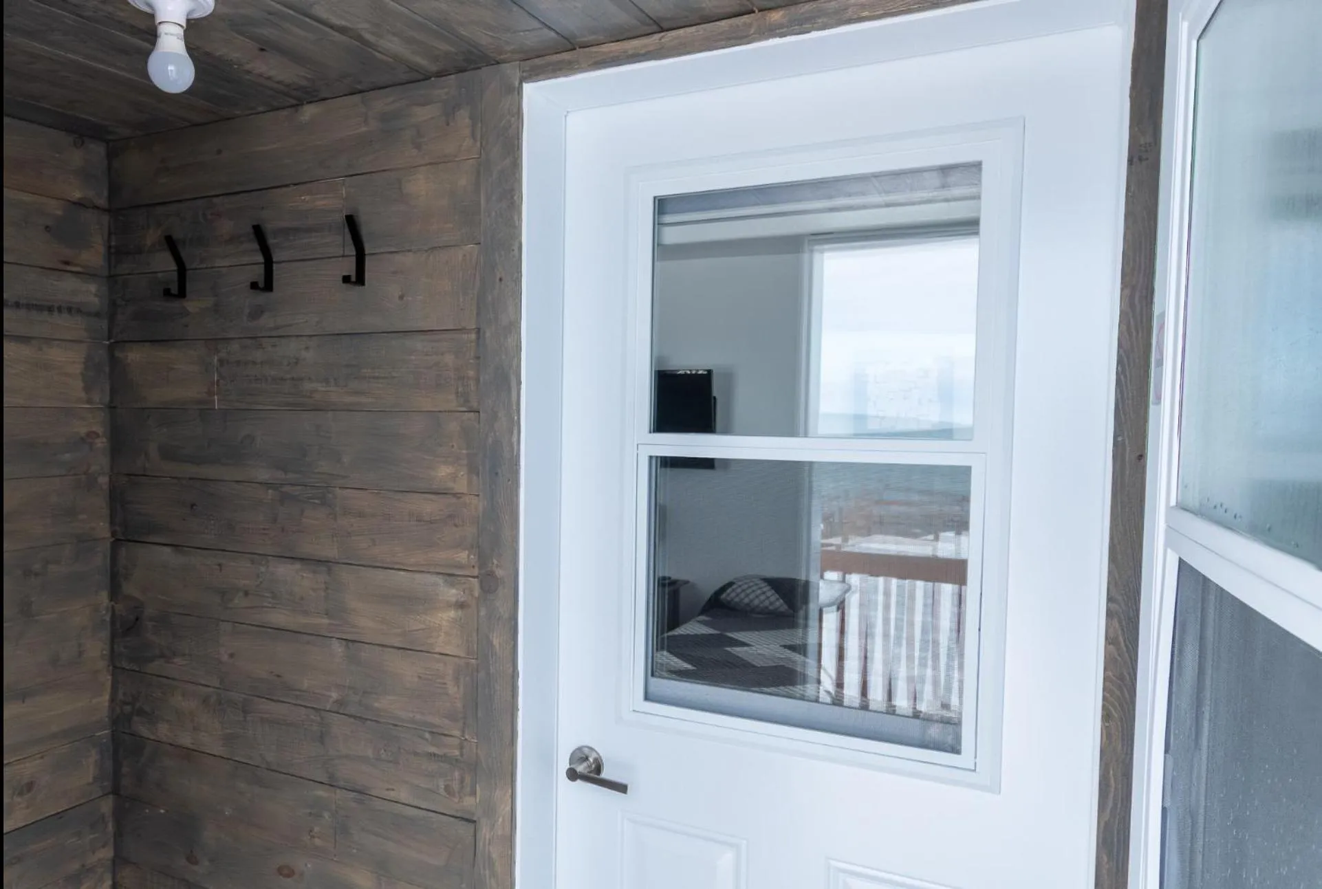 Facade/entrance in Les studios de la mer