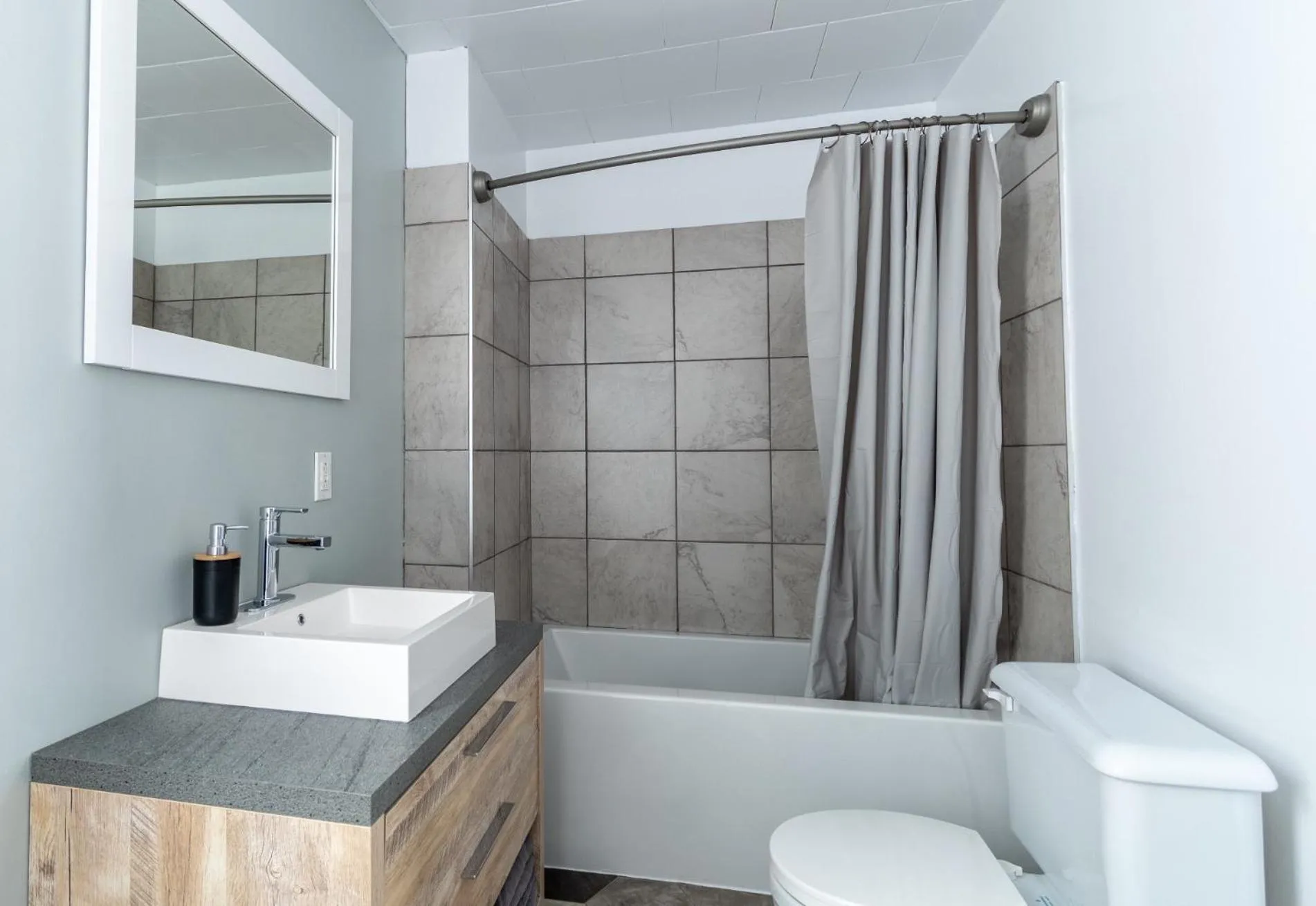 Bathroom in Les studios de la mer