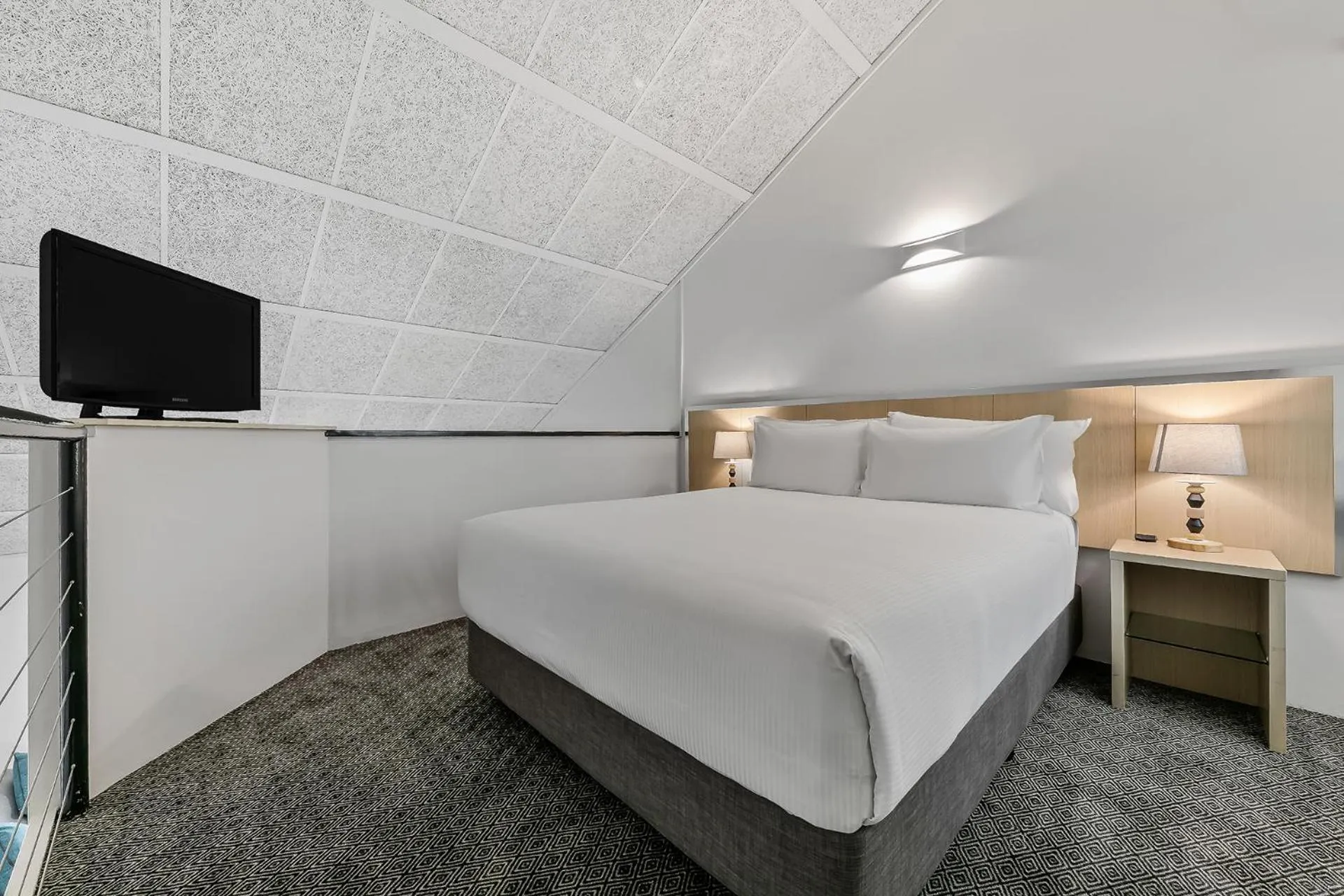 Bedroom, Bed in The Leea Resort Darwin