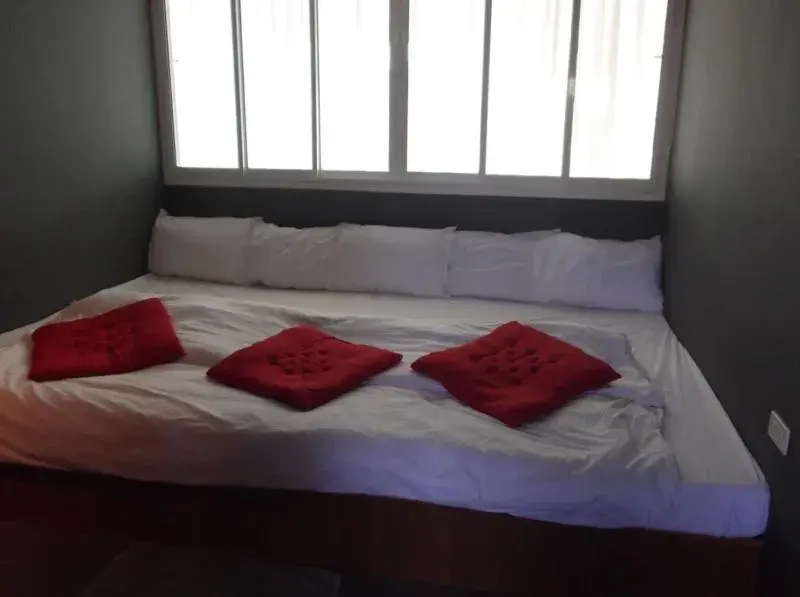 Bed in Marina Residence Bed in Marina Residence