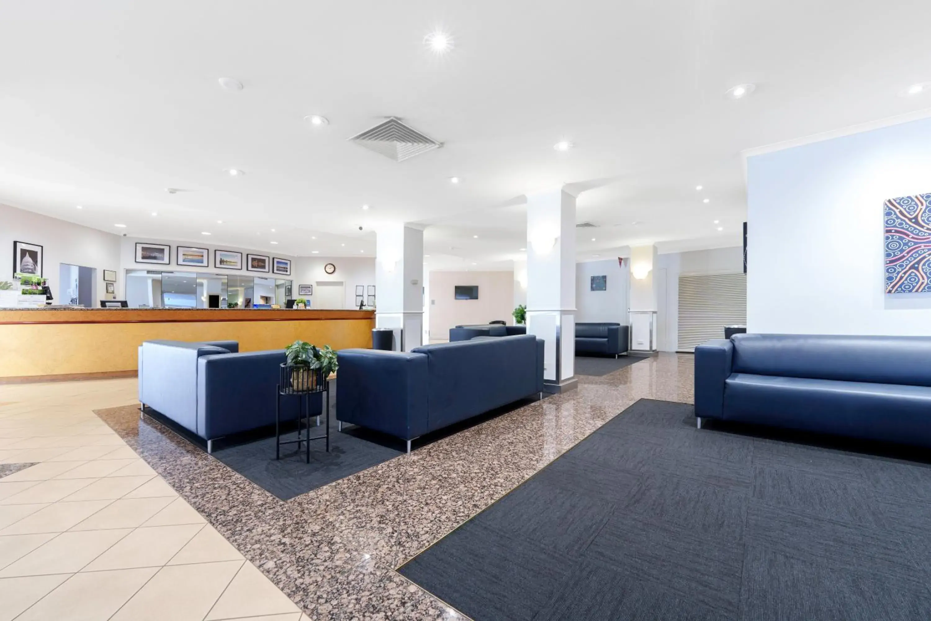 Lobby or reception in Comfort Inn & Suites Goodearth Perth Lobby or reception in Comfort Inn & Suites Goodearth Perth