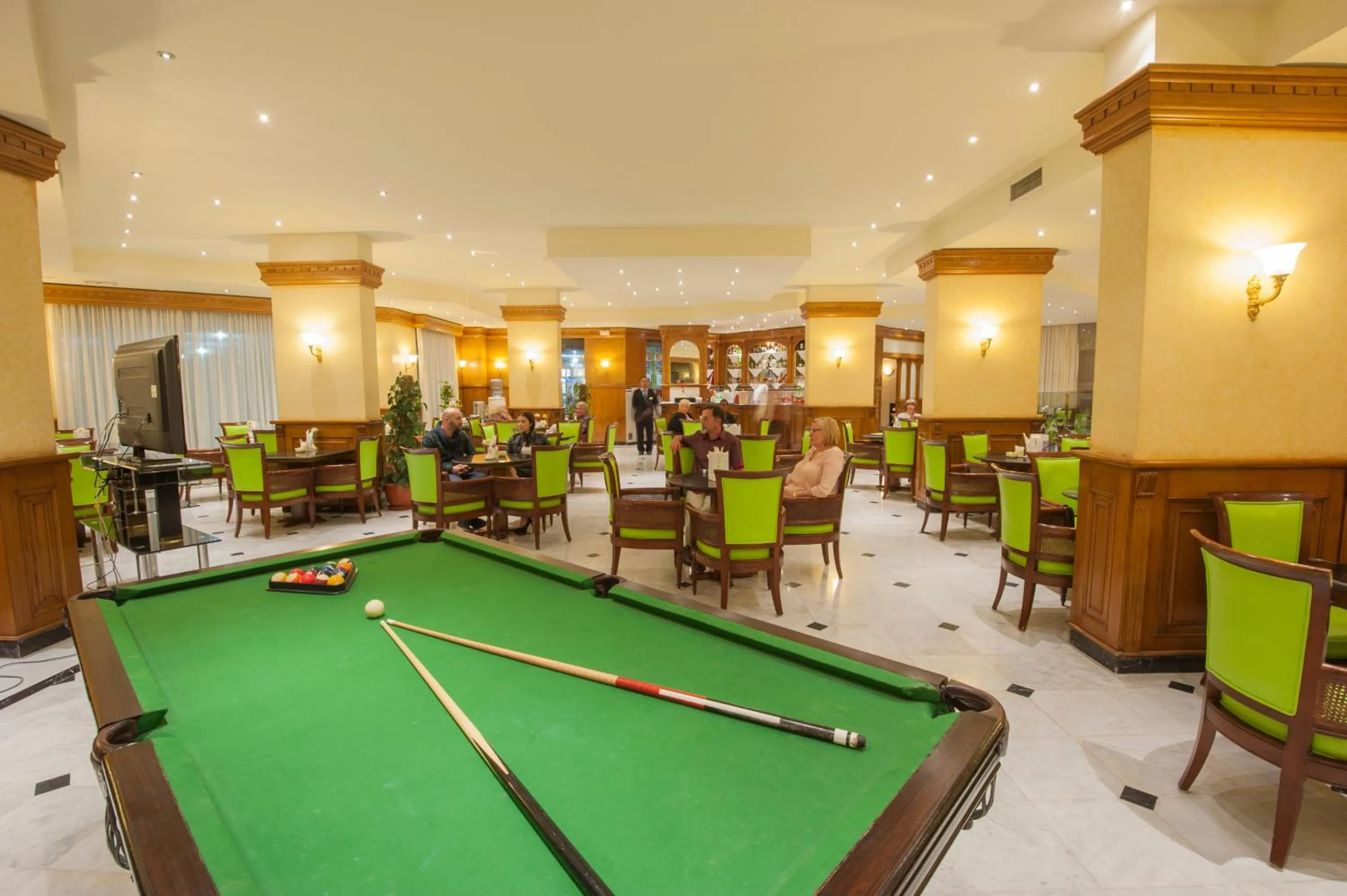 Billiard in Sea Star Beau Rivage Hotel