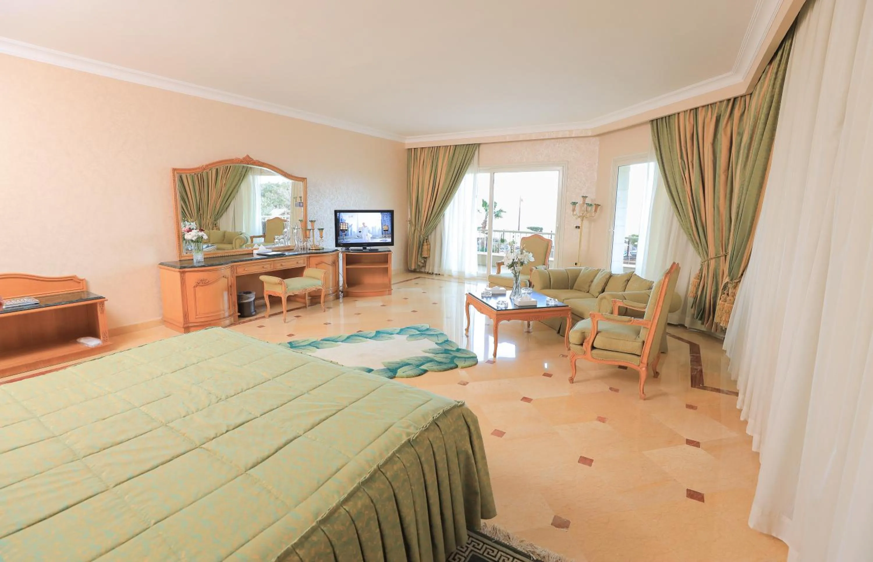 Bed in Sea Star Beau Rivage Hotel