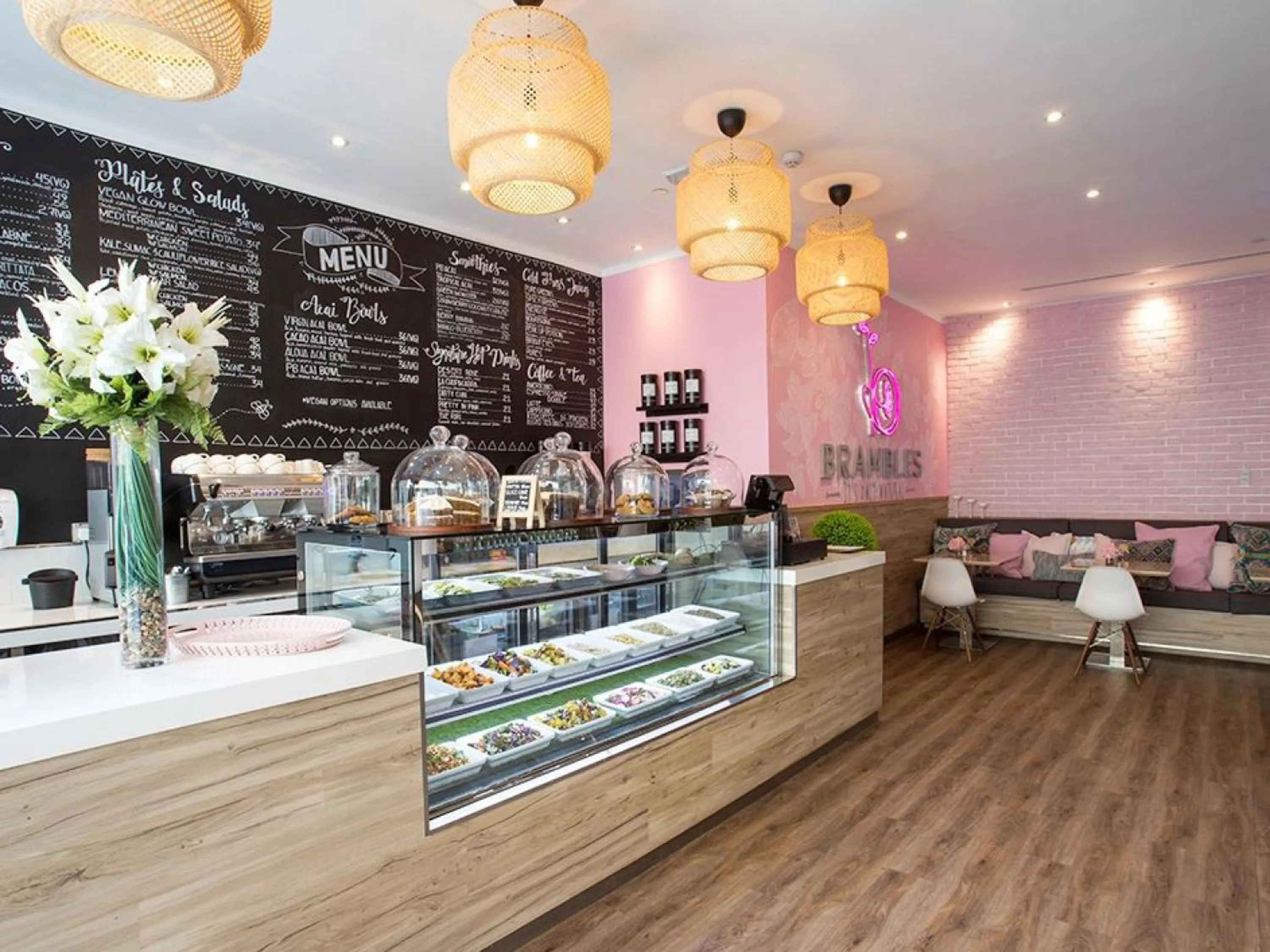 Restaurant/places to eat in Citadines Metro Central Dubai