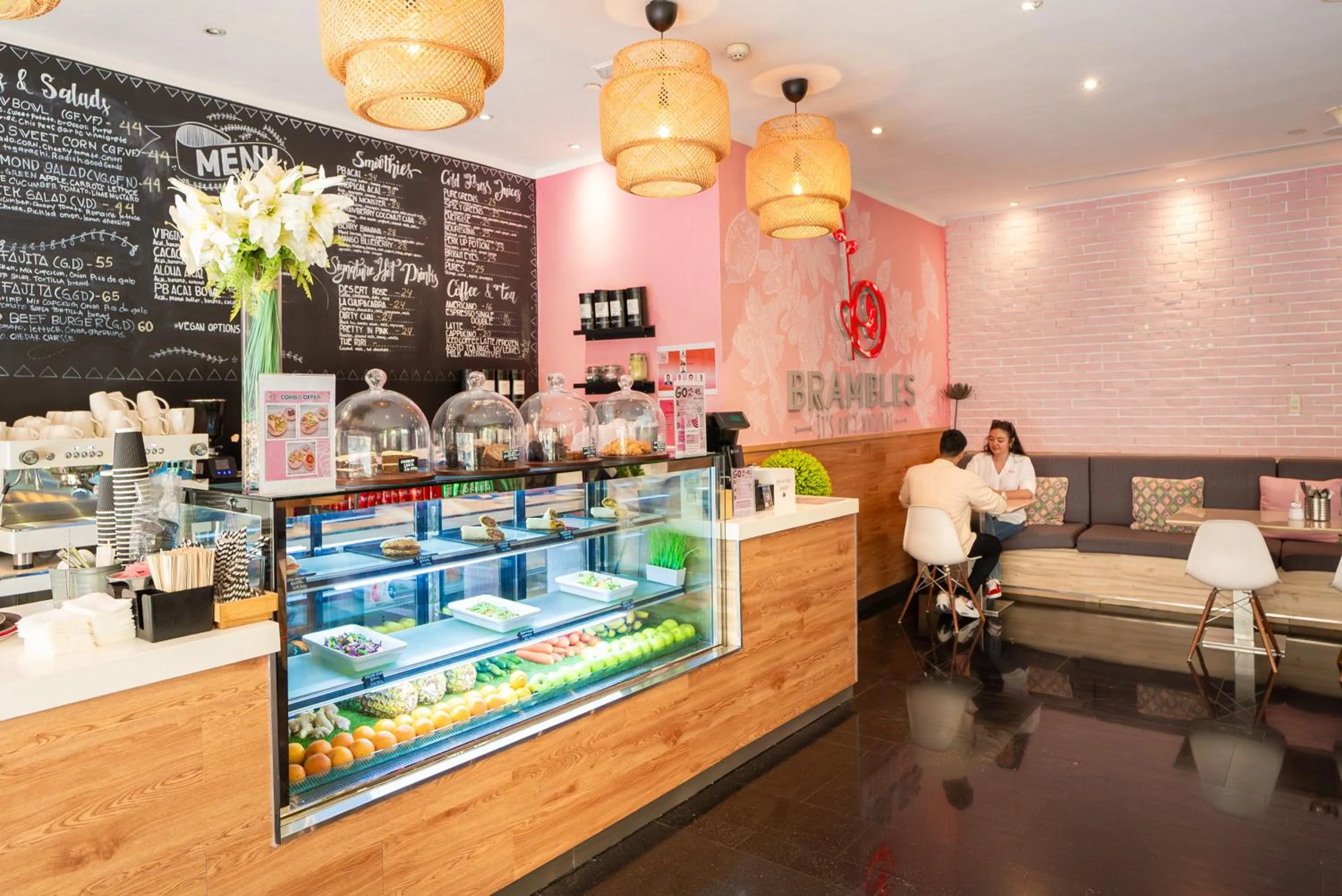 Restaurant/places to eat in Citadines Metro Central Dubai