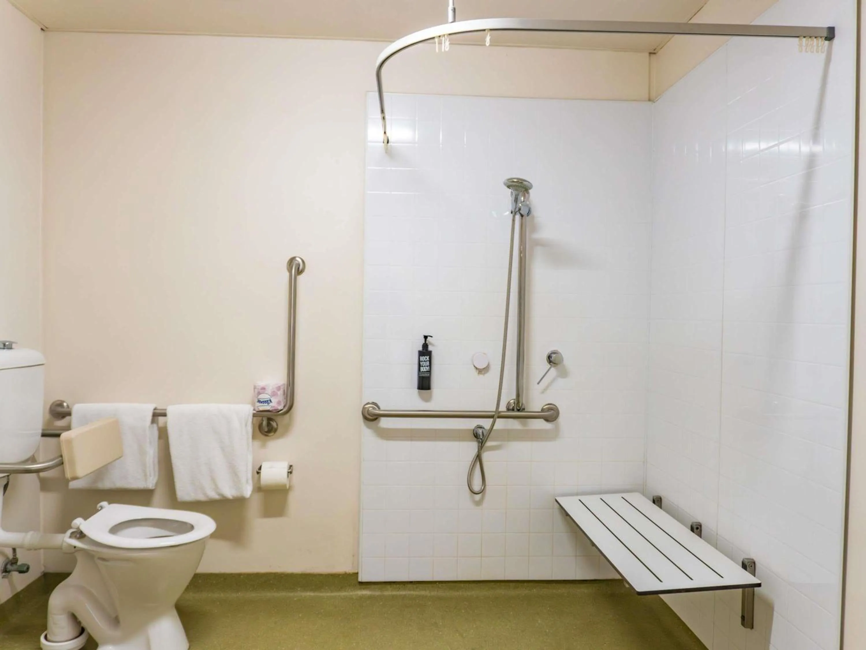 Bedroom in ibis Budget - Melbourne Airport