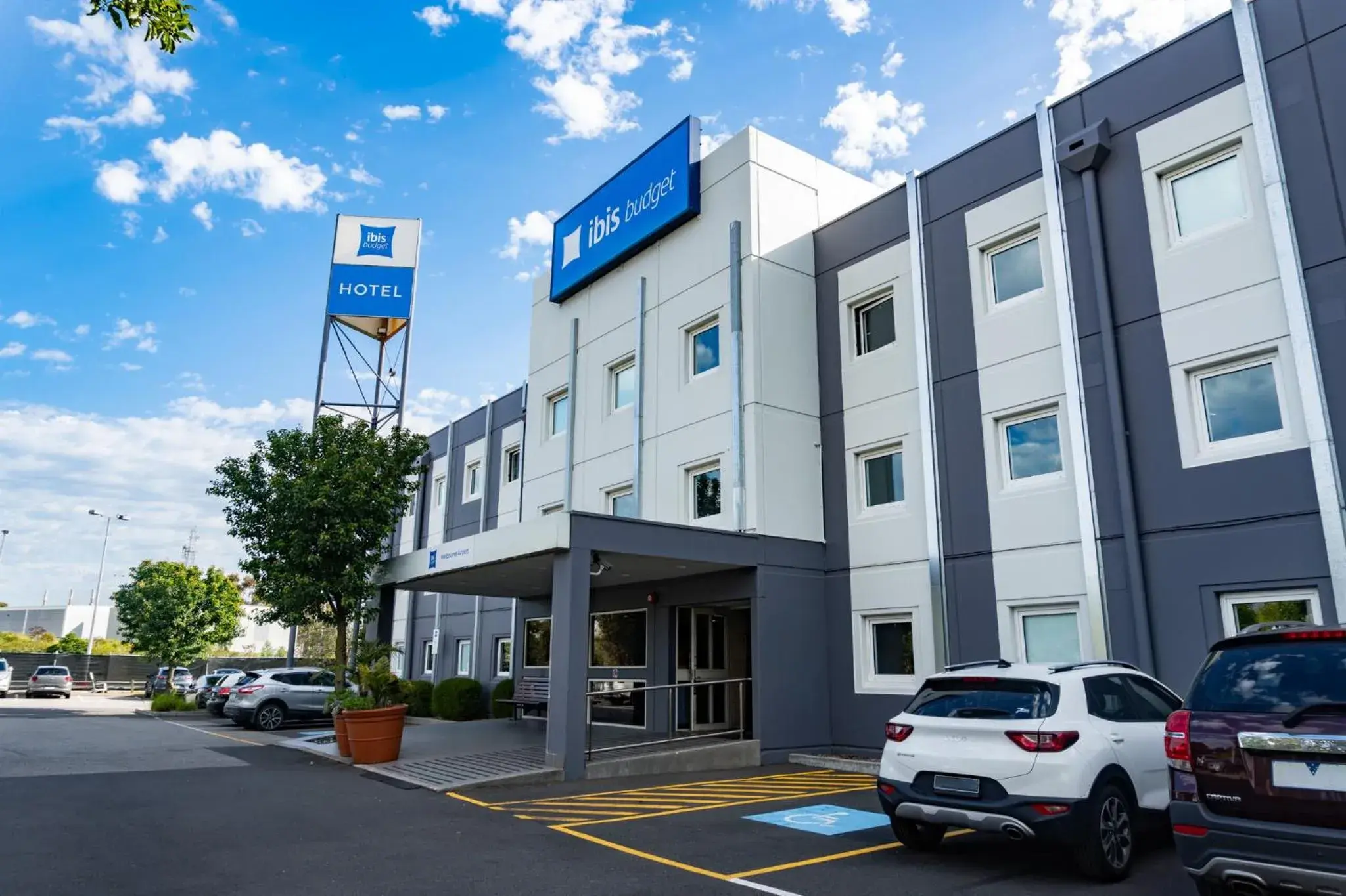 Property building in ibis Budget - Melbourne Airport Property building in ibis Budget - Melbourne Airport