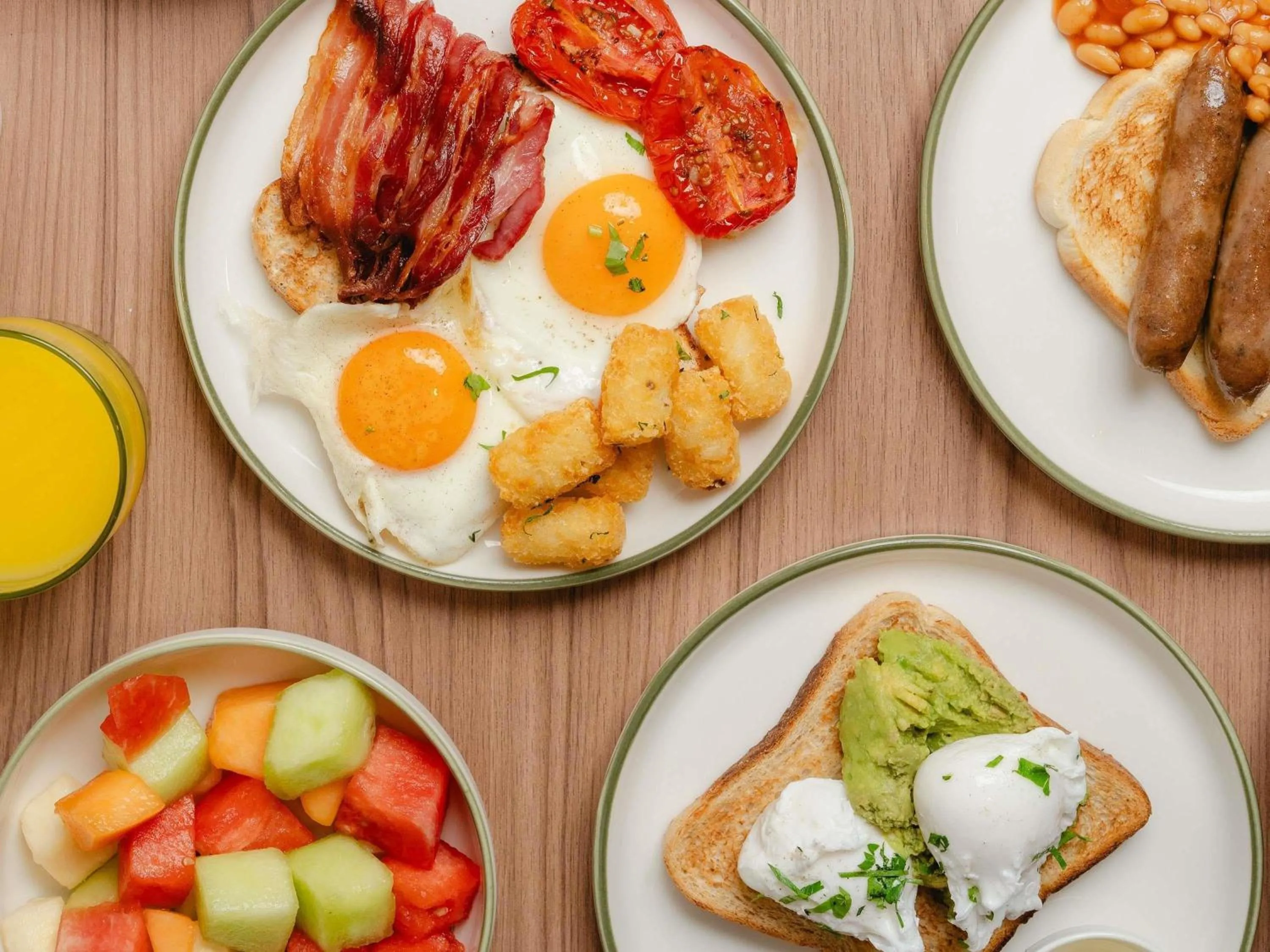 Breakfast in Mercure Brisbane Garden City