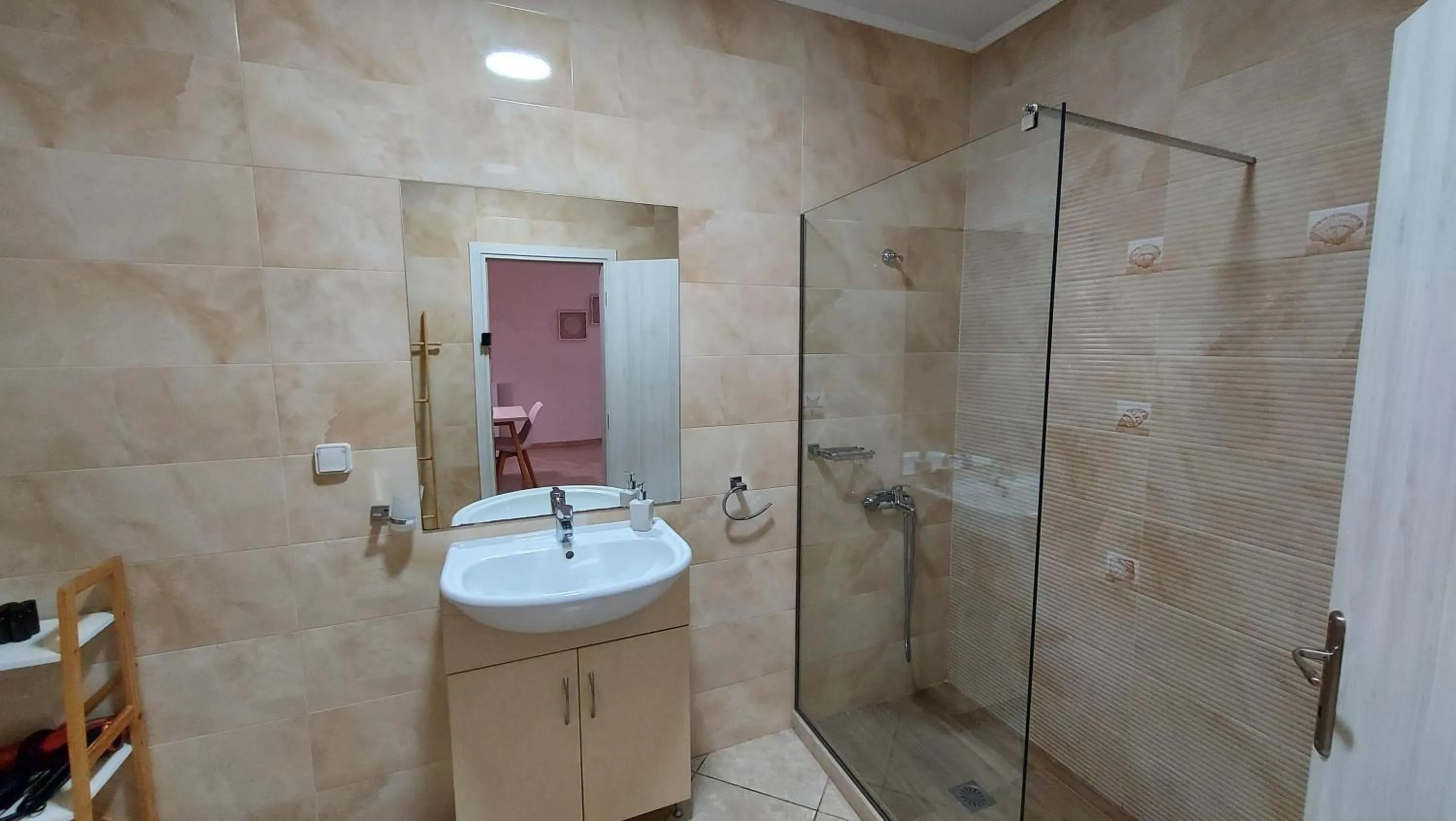 Argiri Apartments & Suites