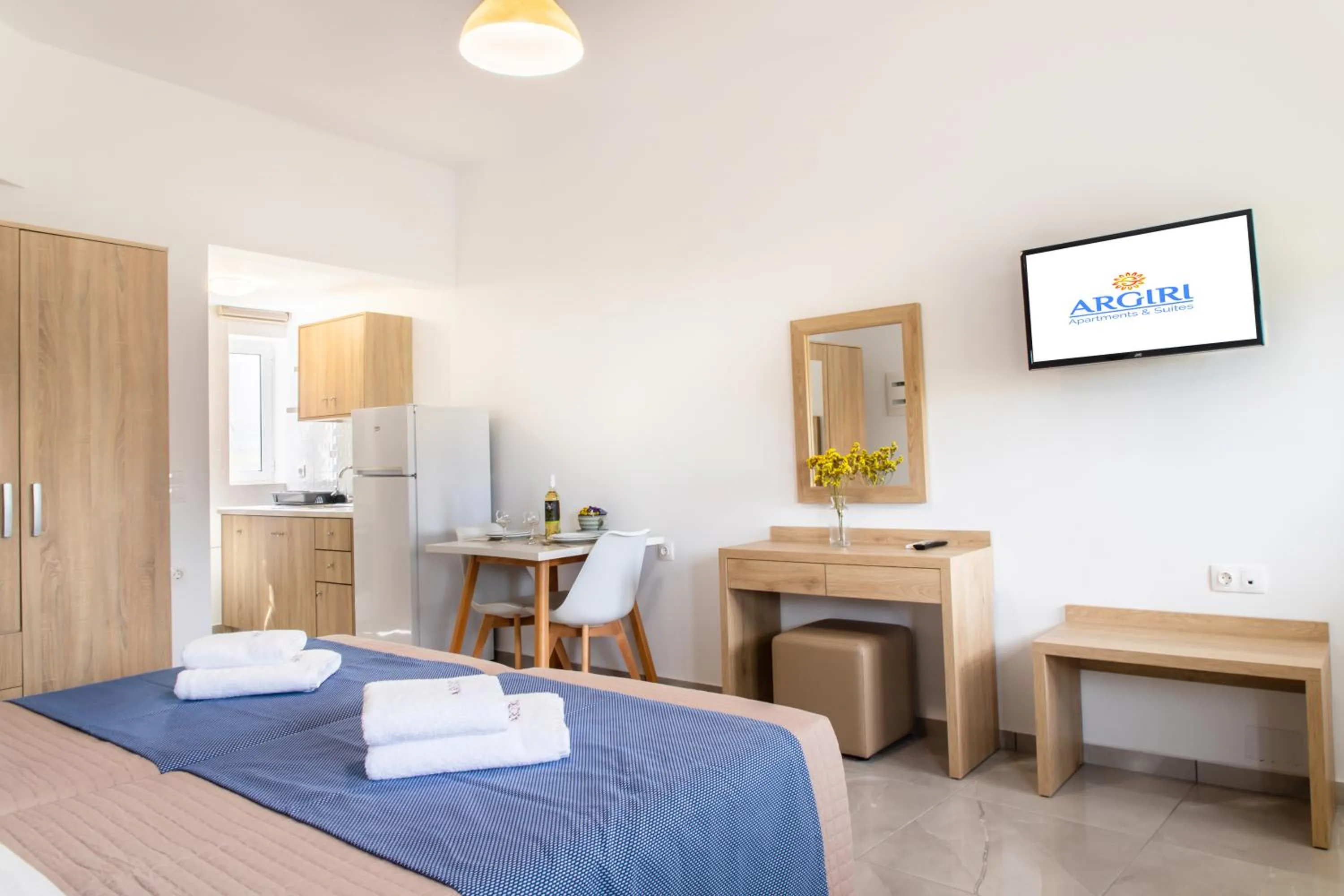 Photo of the whole room, Bed in Argiri Apartments & Suites