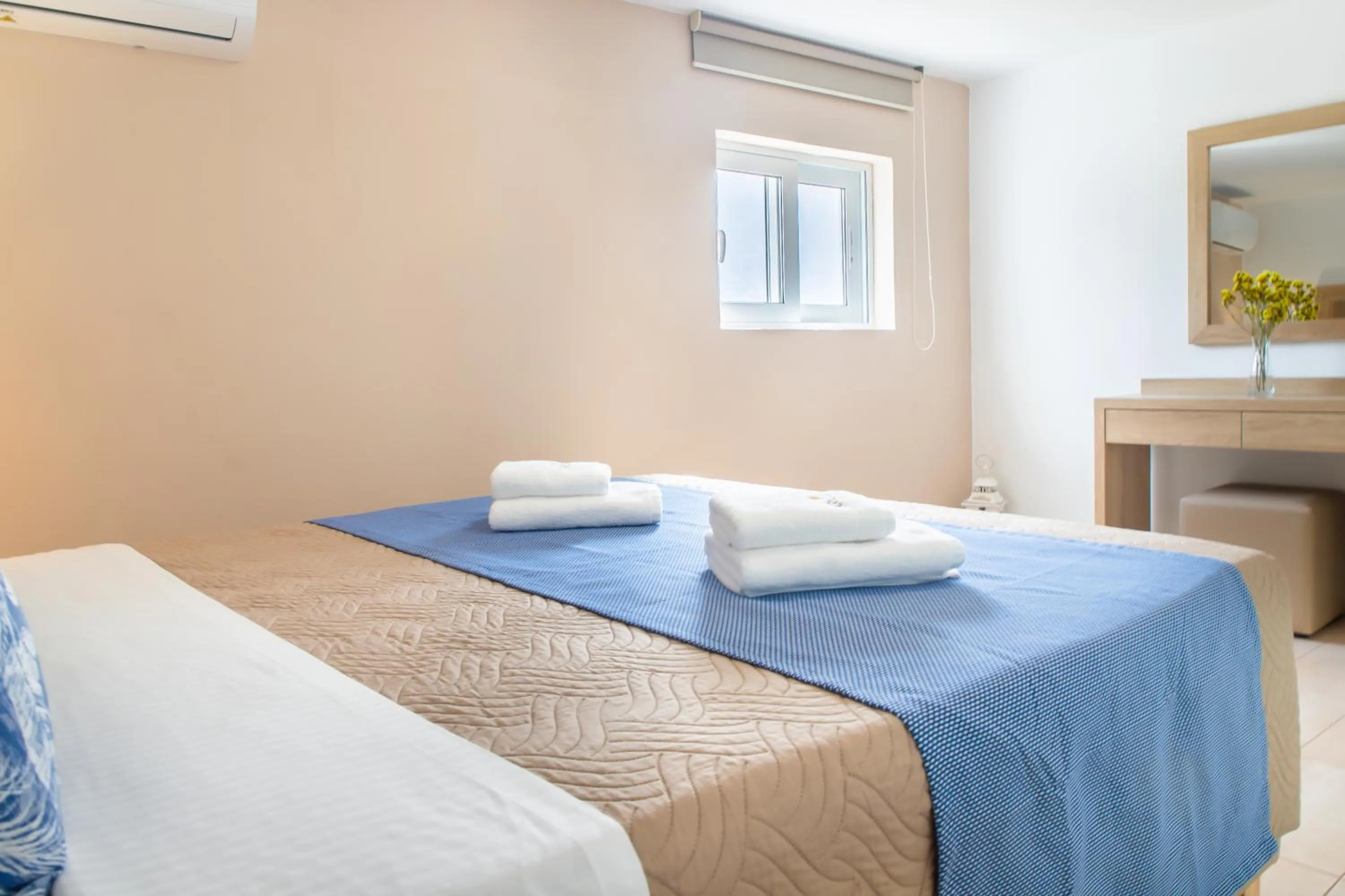 Bedroom, Bed in Argiri Apartments & Suites