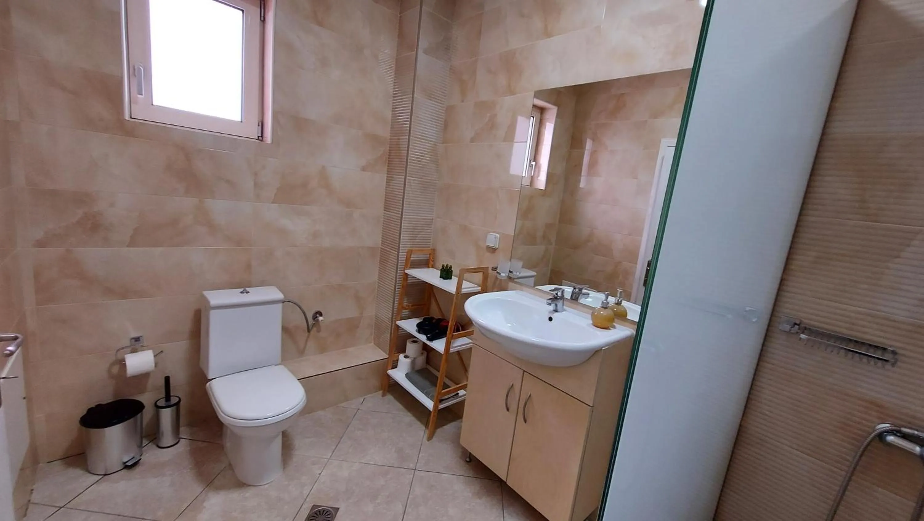 Argiri Apartments & Suites