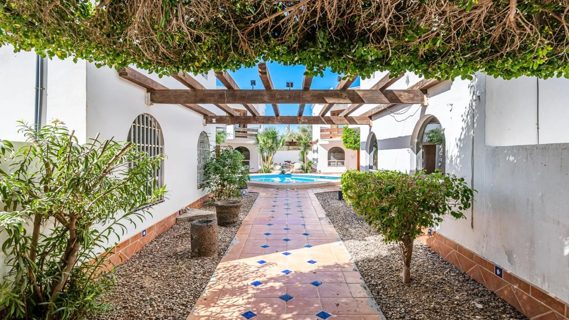 Garden in Villa Relax 2 by Kivoya