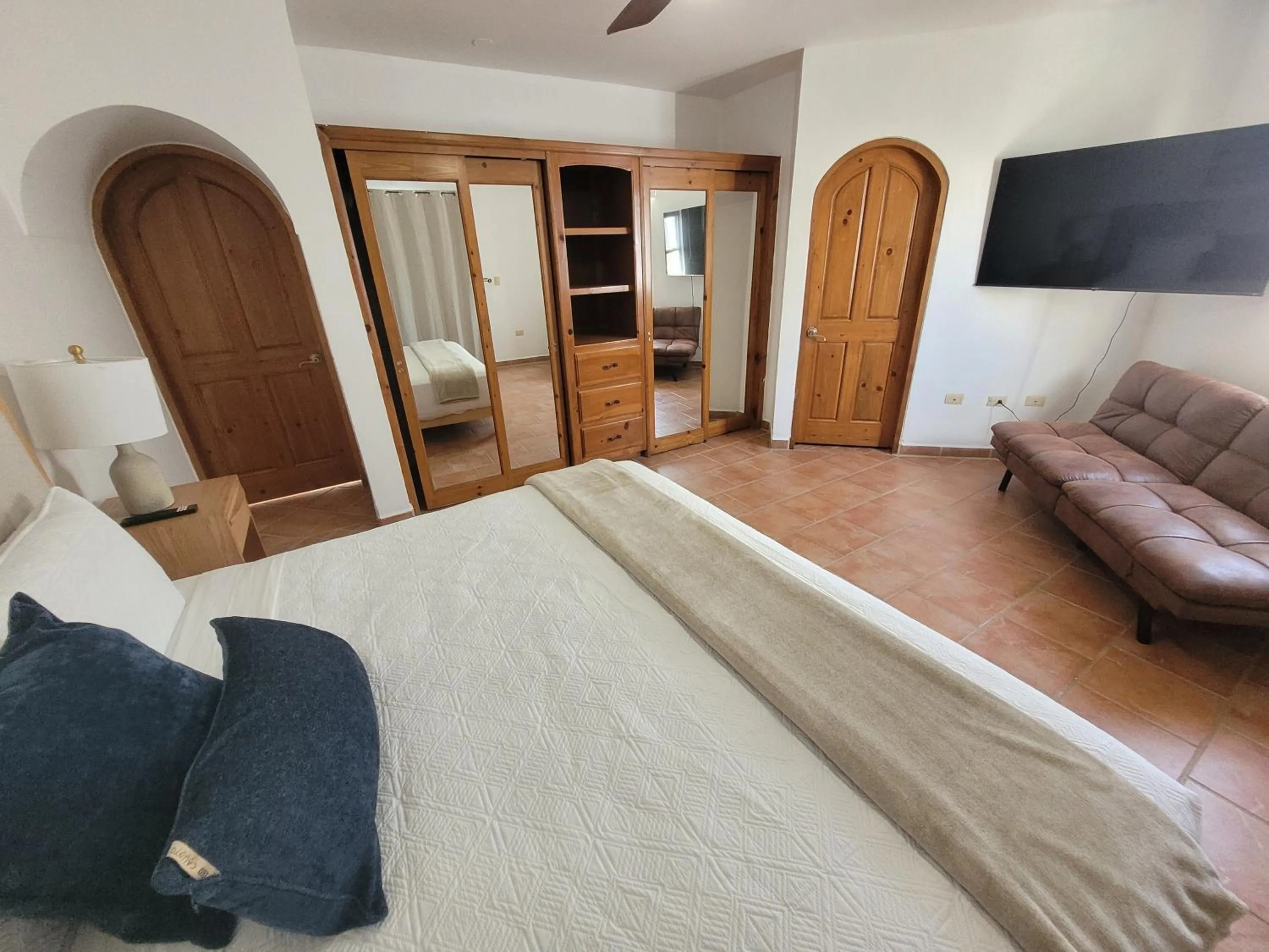 Bed in Villa Relax 2 by Kivoya