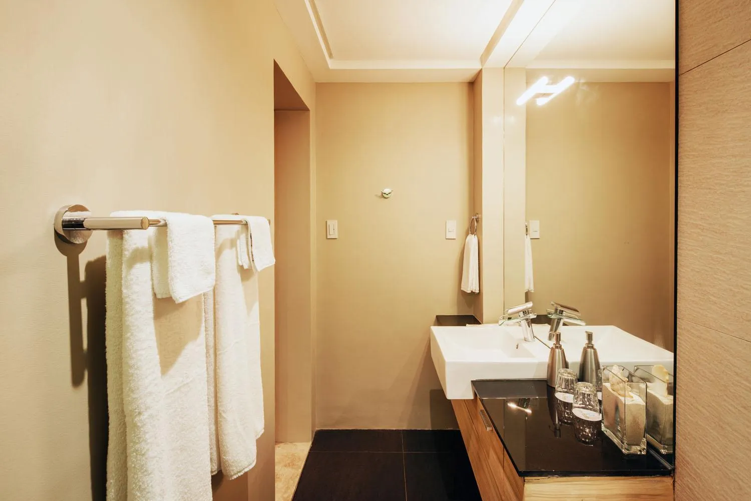 Bathroom in Villa Caemilla Beach Boutique Hotel