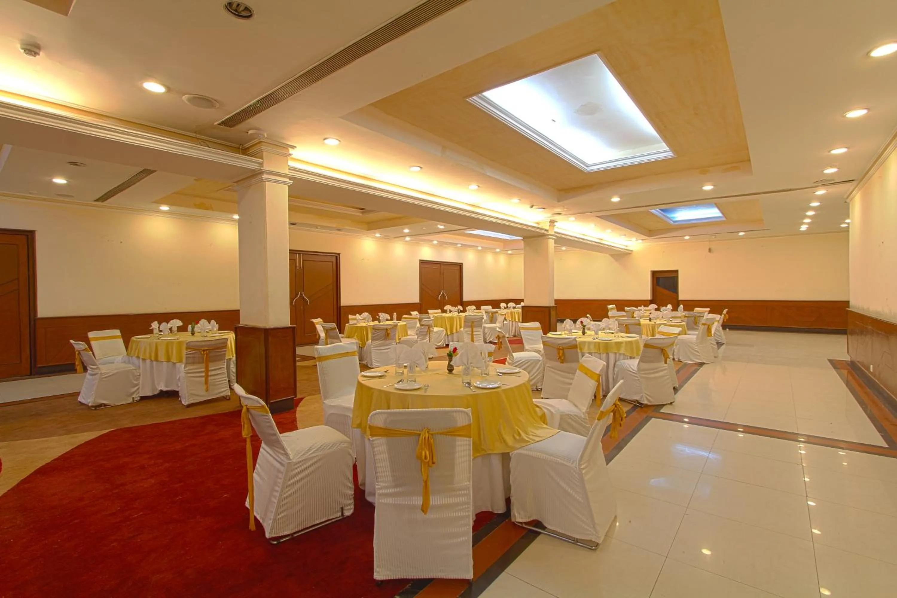 Banquet/Function facilities in Hotel Madhuban