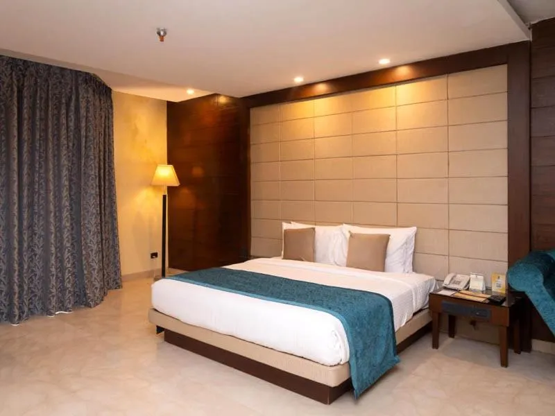 Bed in Hotel Madhuban