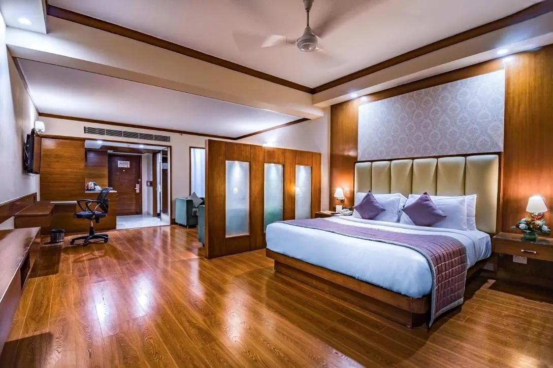 Bed in Hotel Madhuban