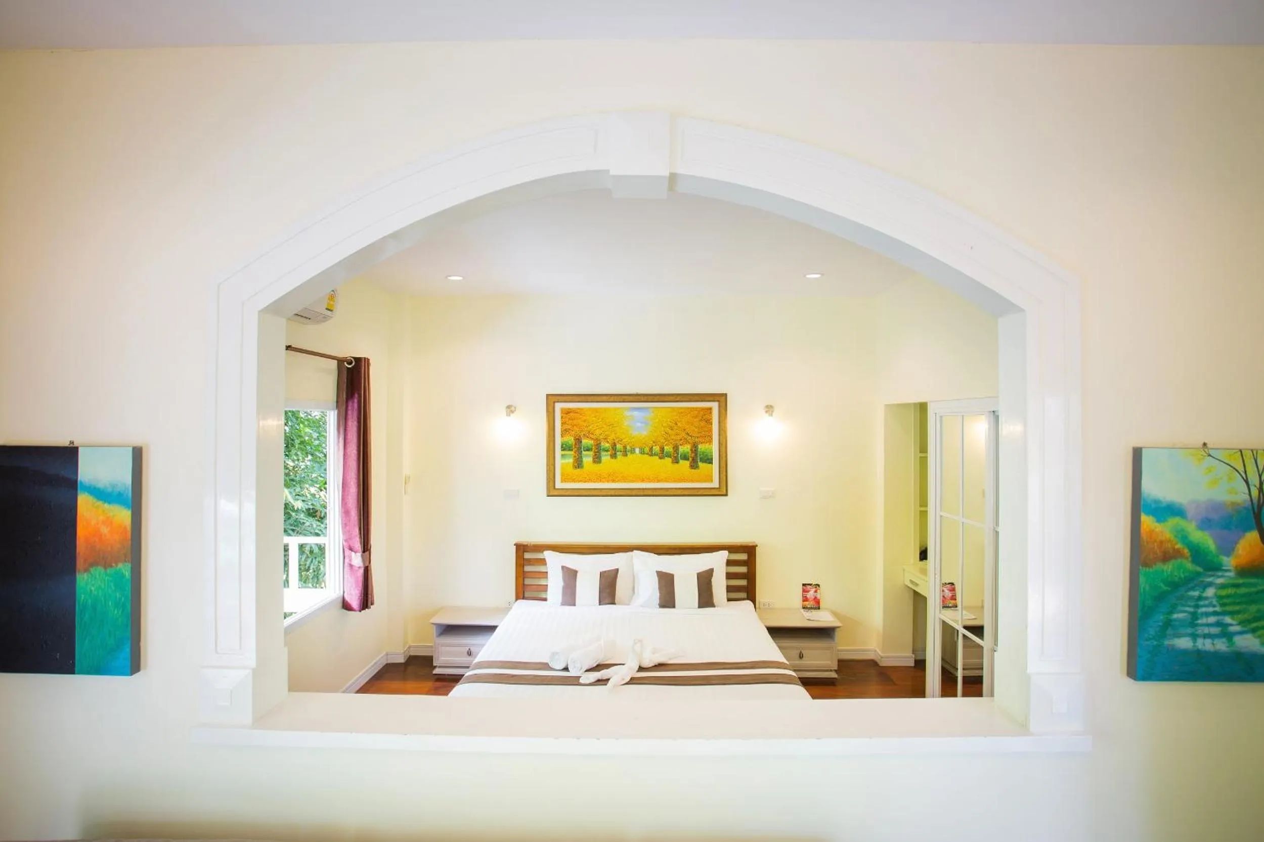 Decorative detail, Bed in Watermill Resort