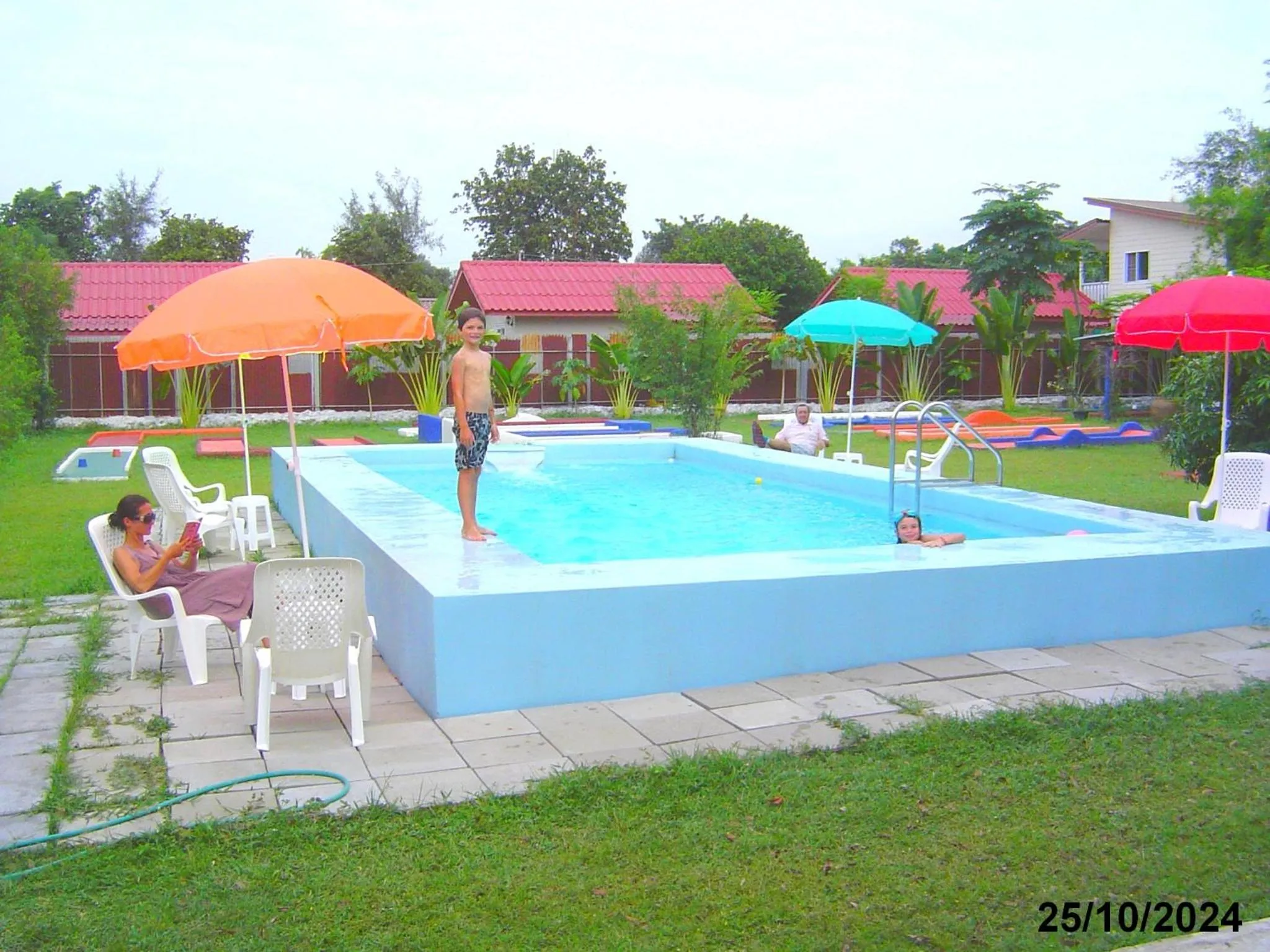 Swimming pool in Mini-golf **** & Resort Ubon Ratchathani