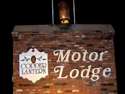 Copper Lantern Motor Lodge Copper Lantern Motor Lodge