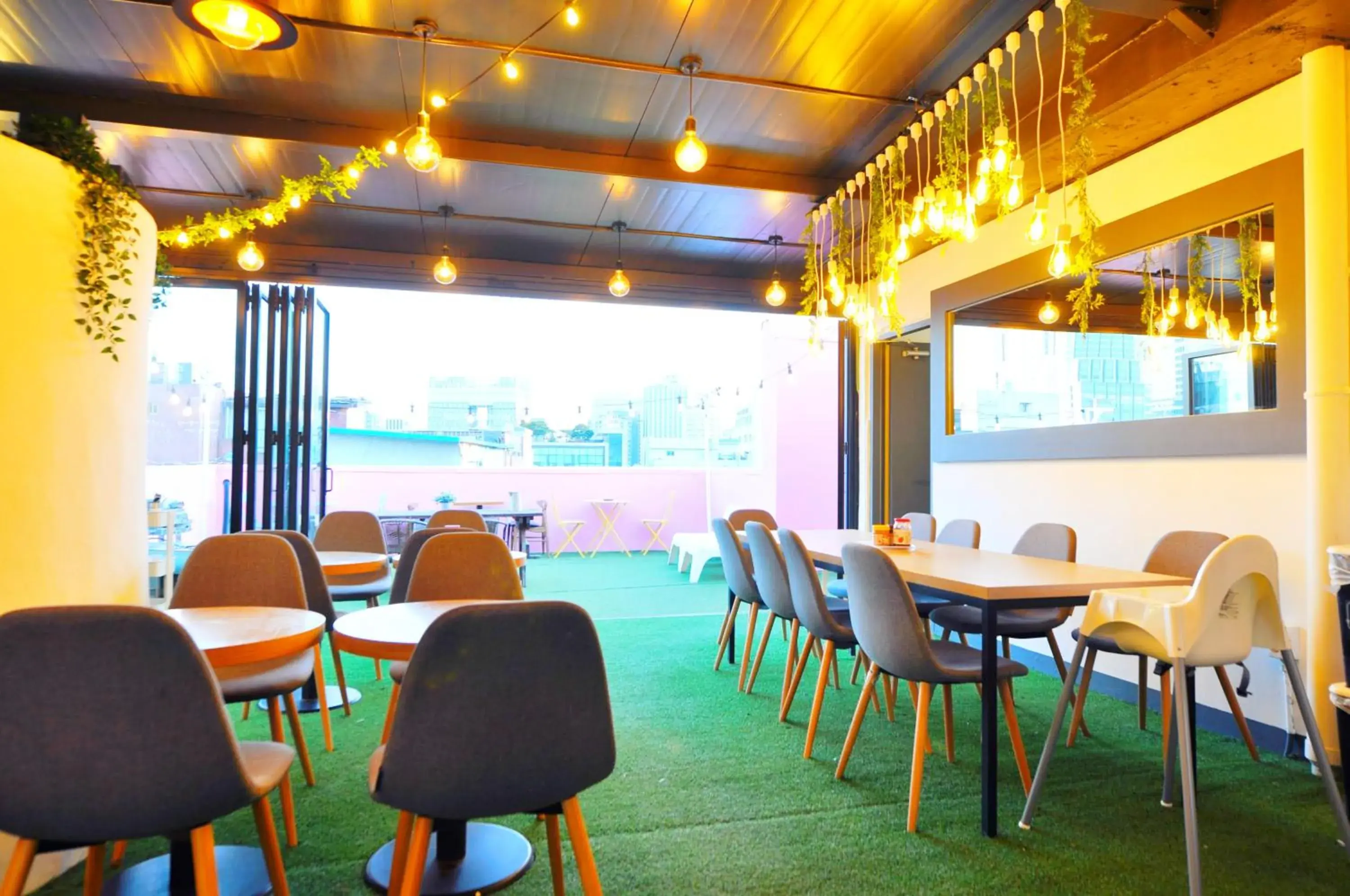 Restaurant/places to eat in OYO Hostel Dongdaemun1 Restaurant/places to eat in OYO Hostel Dongdaemun1