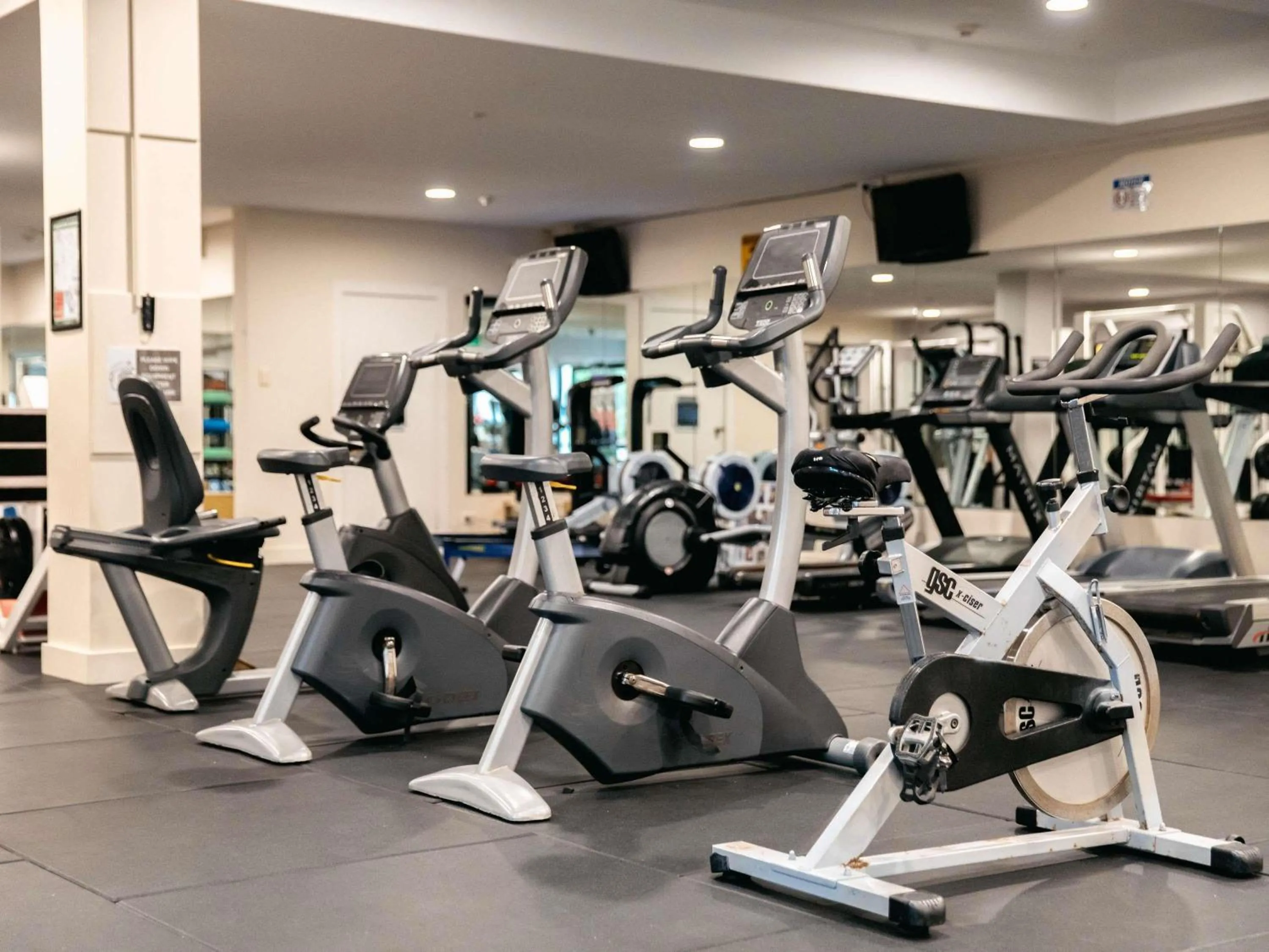 Fitness centre/facilities in Mercure Gold Coast Resort