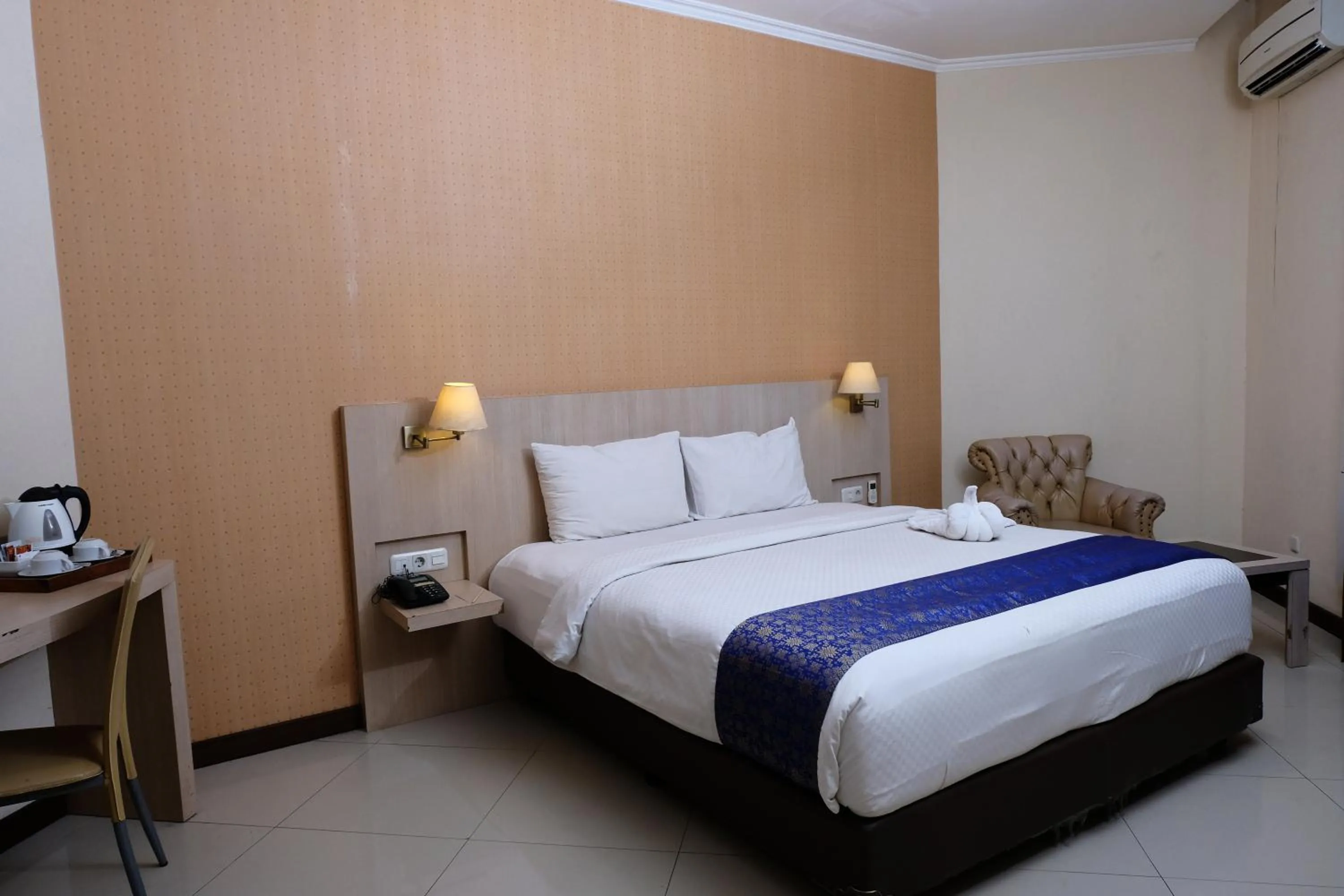 Bed in Rio City Hotel