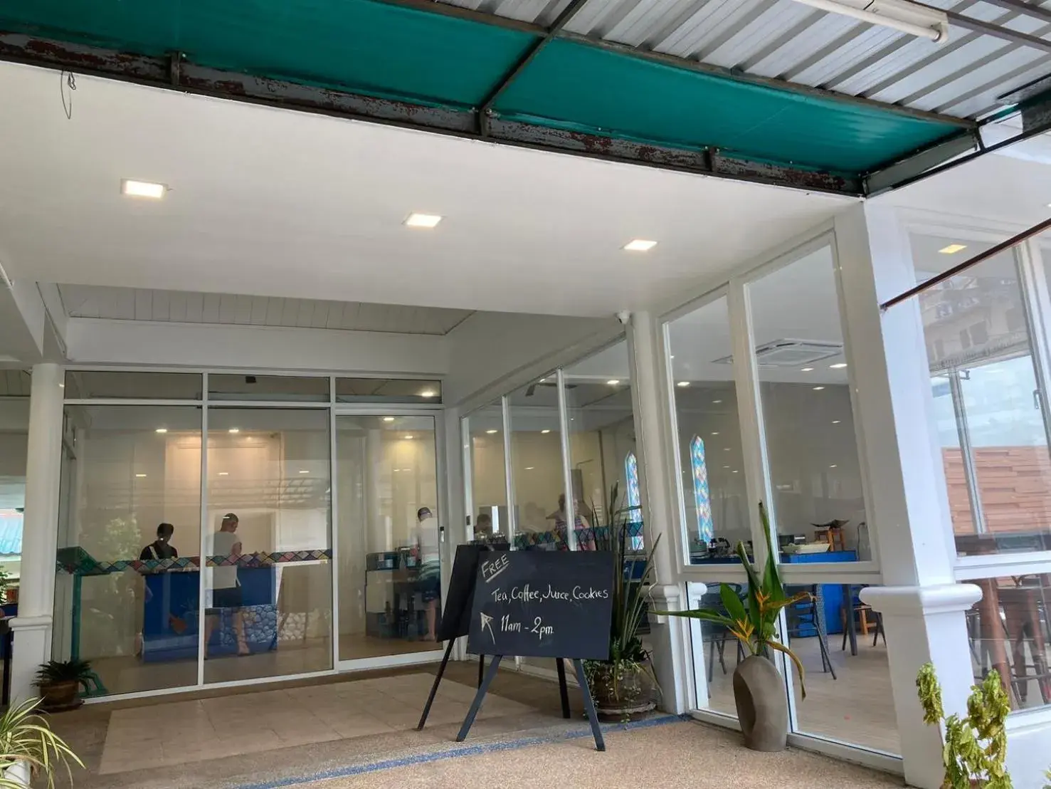 Restaurant/places to eat in The Viridian Resort - SHA Plus Restaurant/places to eat in The Viridian Resort - SHA Plus