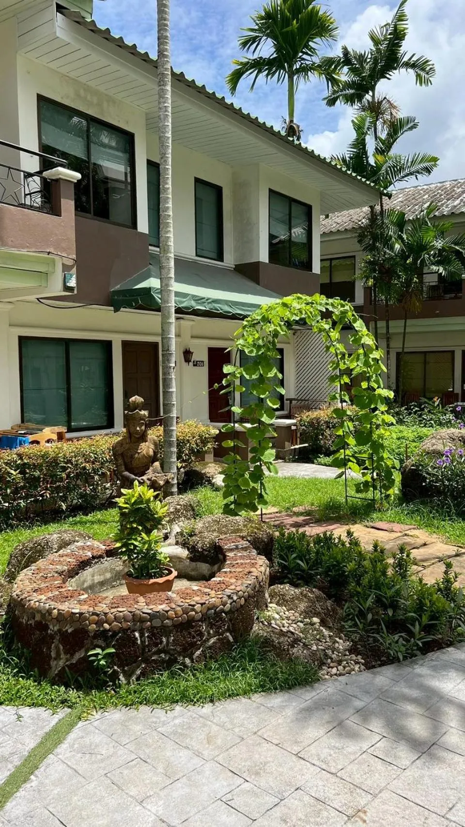 Inner courtyard view in The Viridian Resort Patong