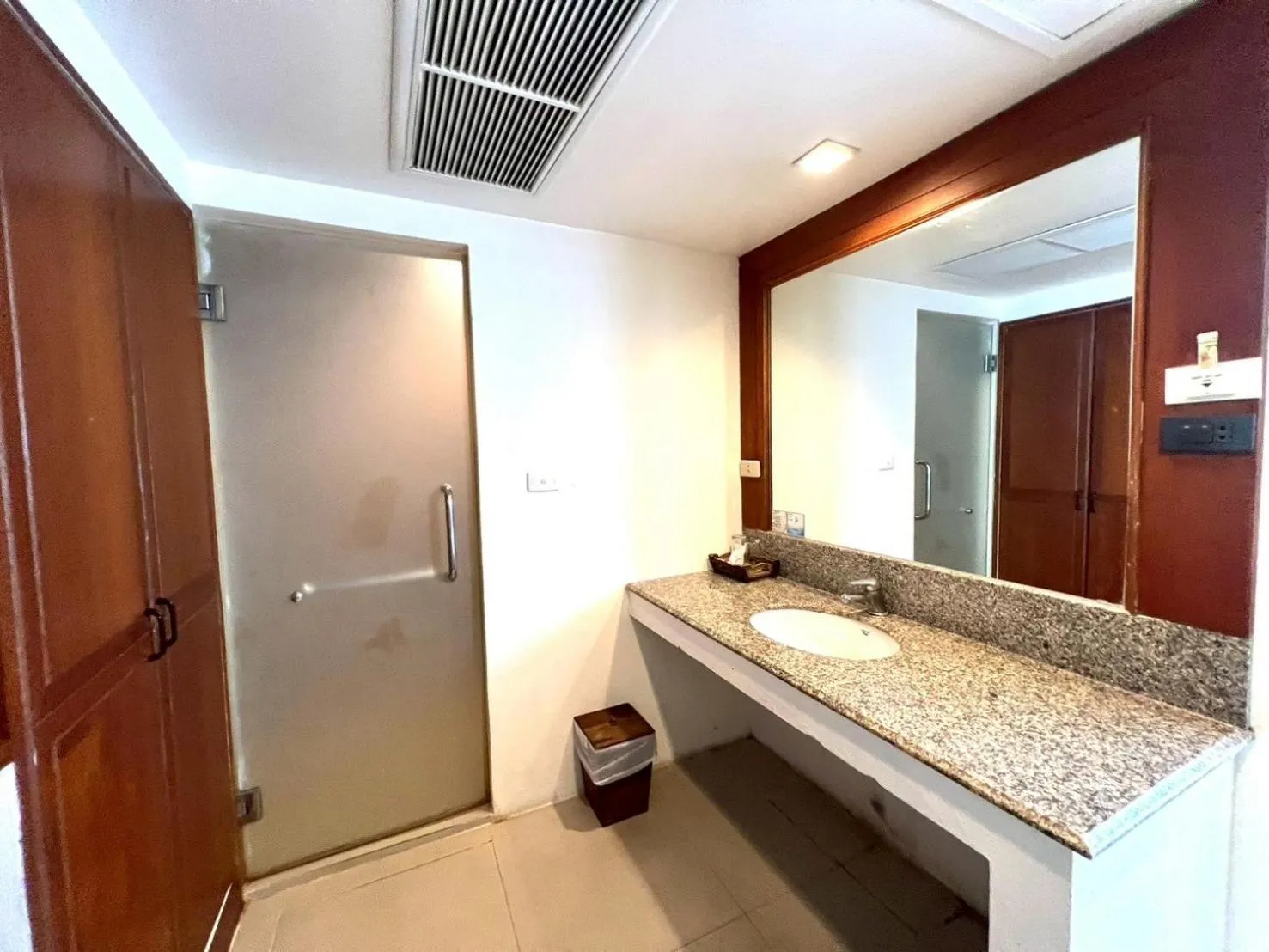 wardrobe in The Viridian Resort Patong