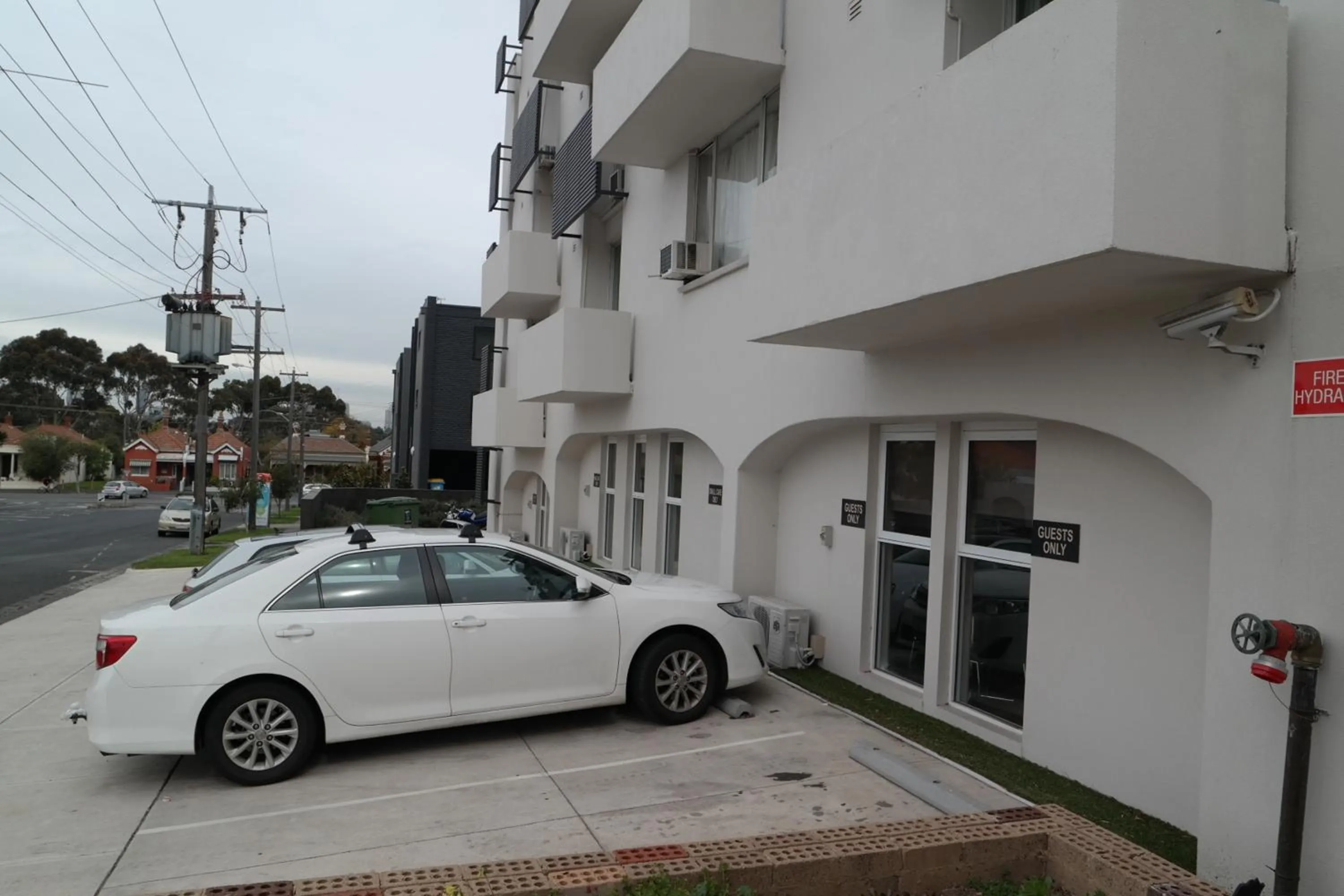 Facade/entrance in Parkville Place Serviced Apartments