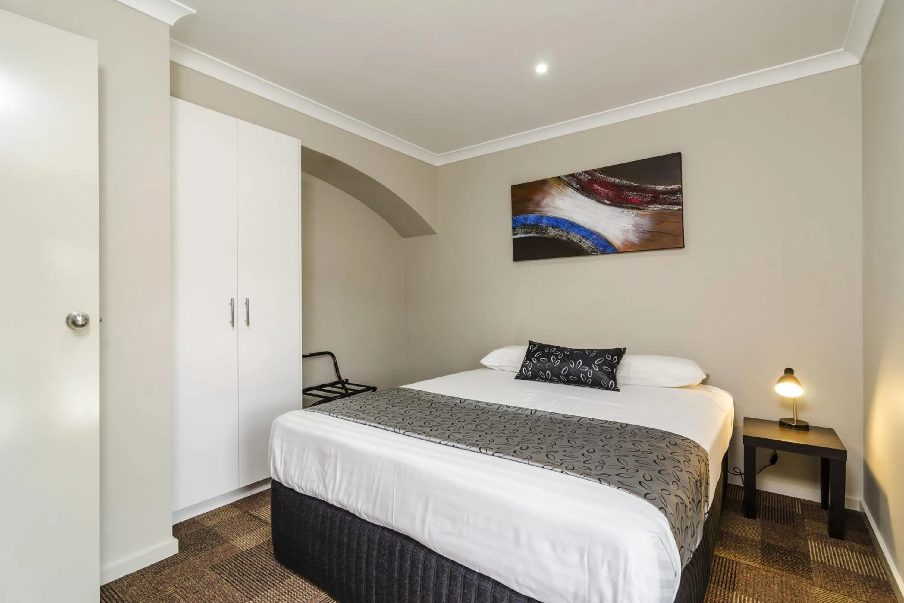 Photo of the whole room, Bed in Parkville Place Serviced Apartments
