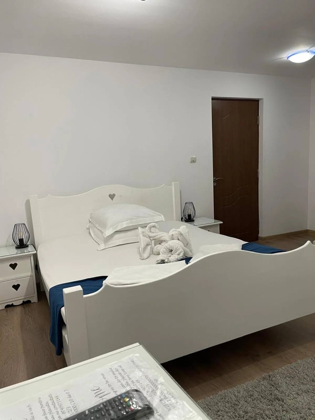 Bed in Pensiunea Ana Cristina