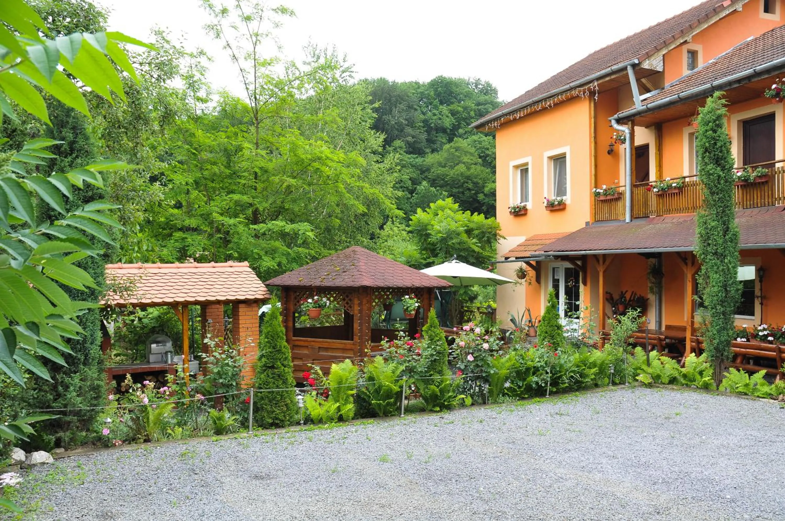 Property building in Pensiunea Ana Cristina