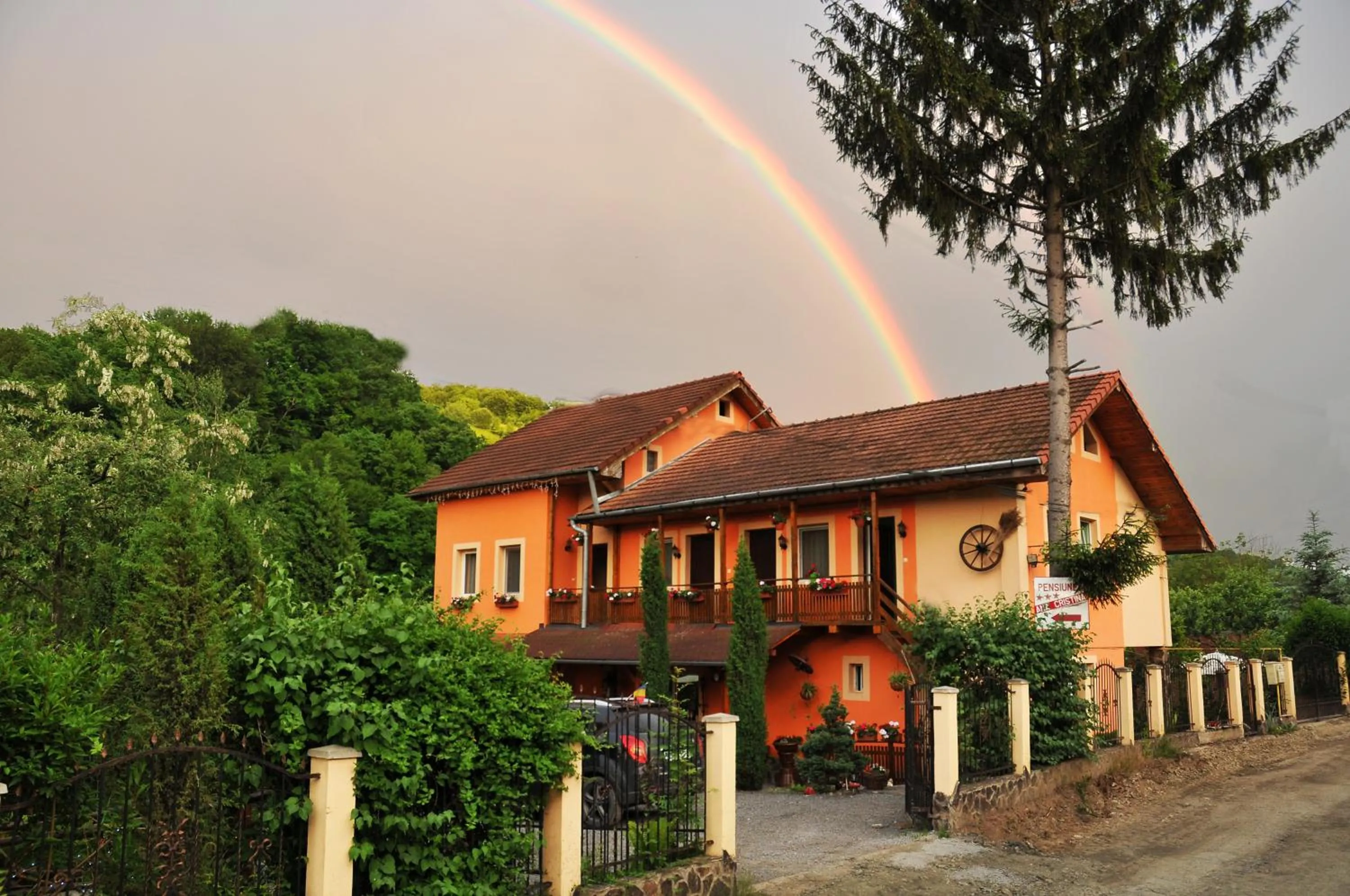 Property building in Pensiunea Ana Cristina