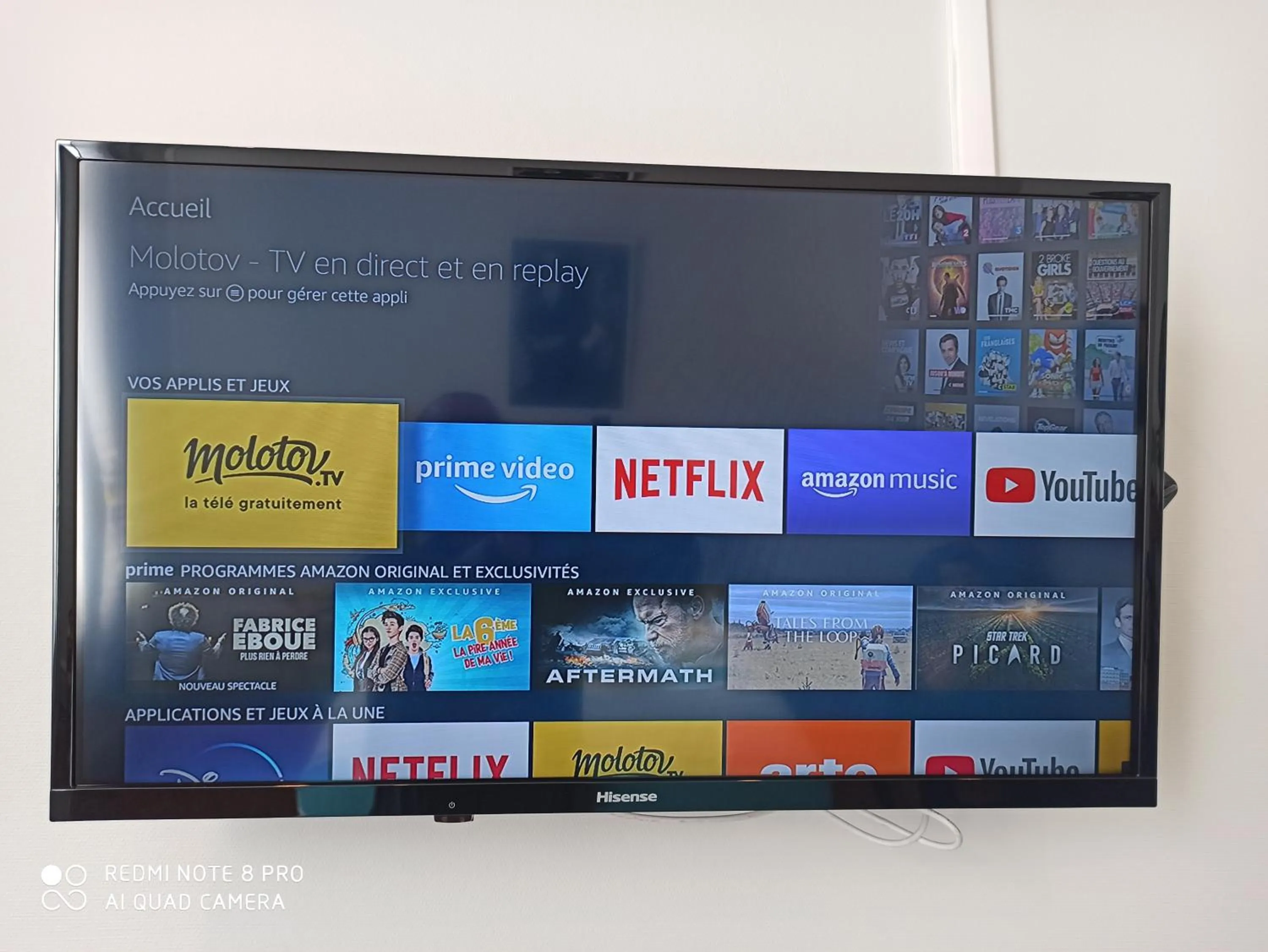 TV and multimedia in B&B My Art House (Douai Centre)