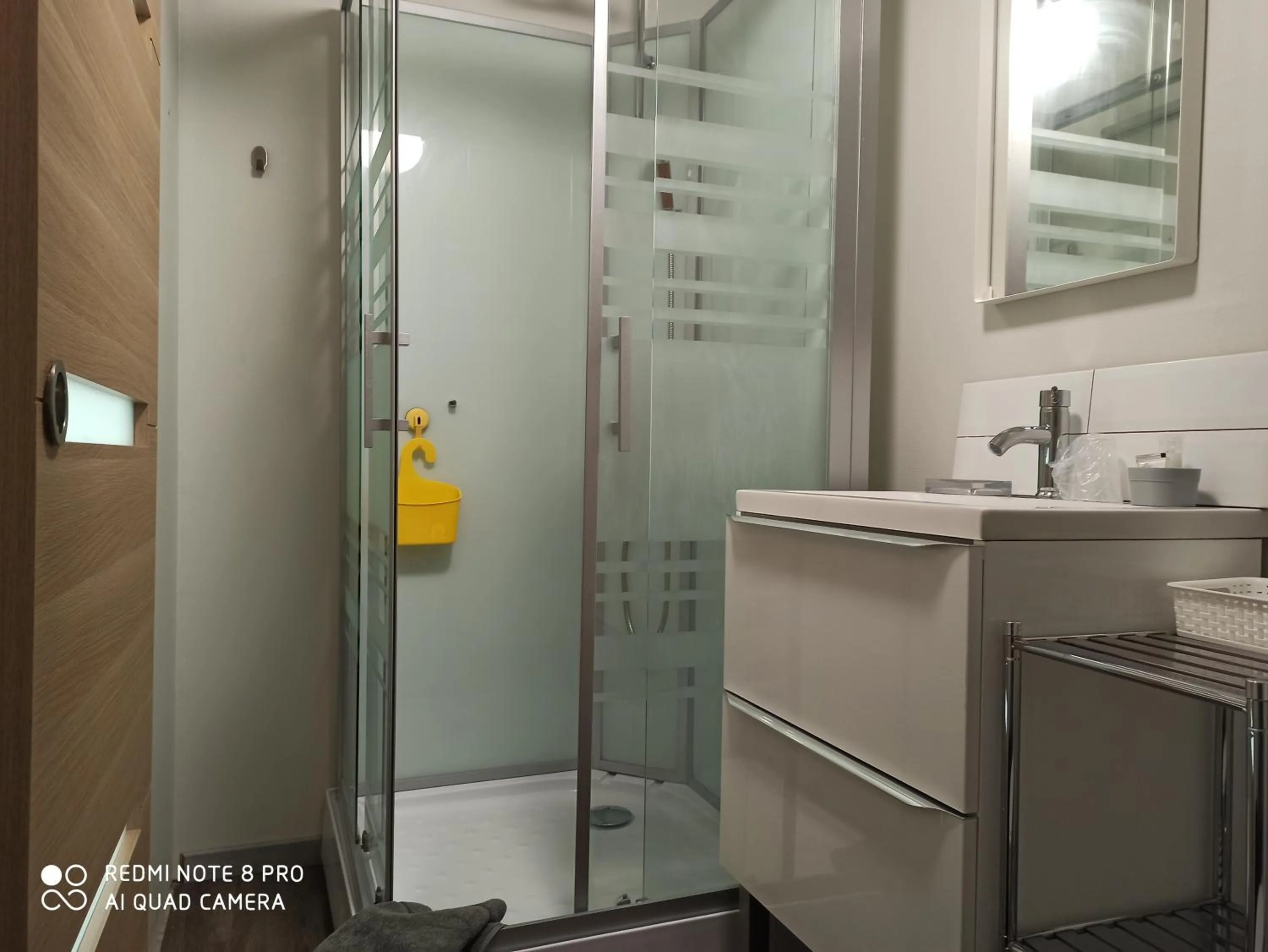 Bathroom in B&B My Art House (Douai Centre)