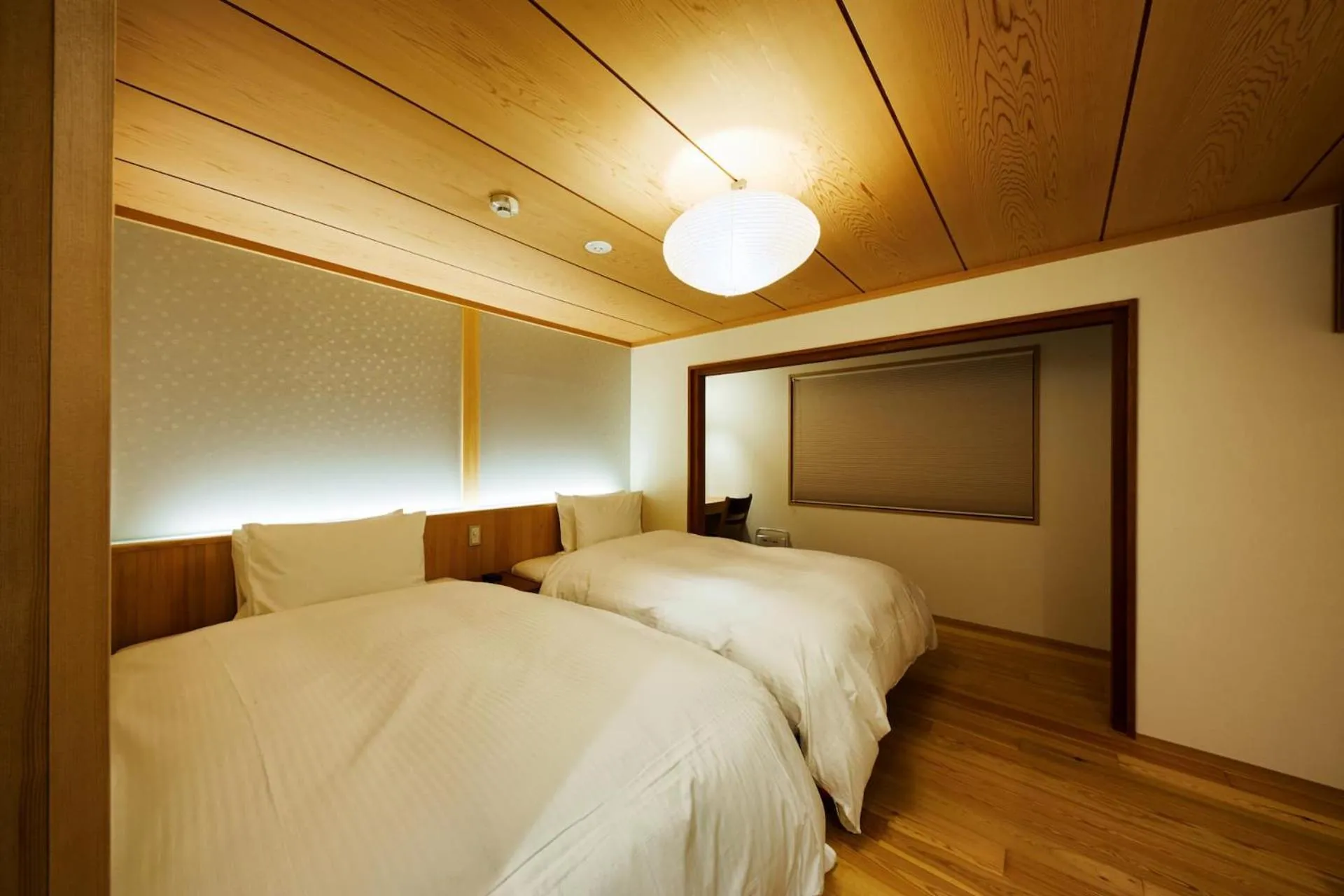 Bed in Gion Shirakawa no Yado