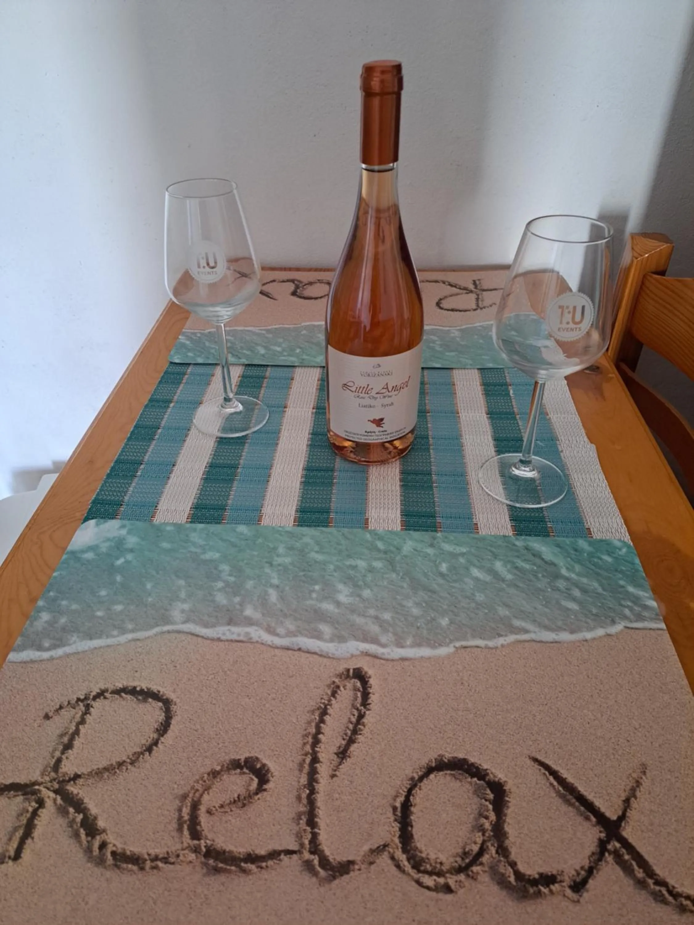 Kitchen or kitchenette in Apollonia Apartments