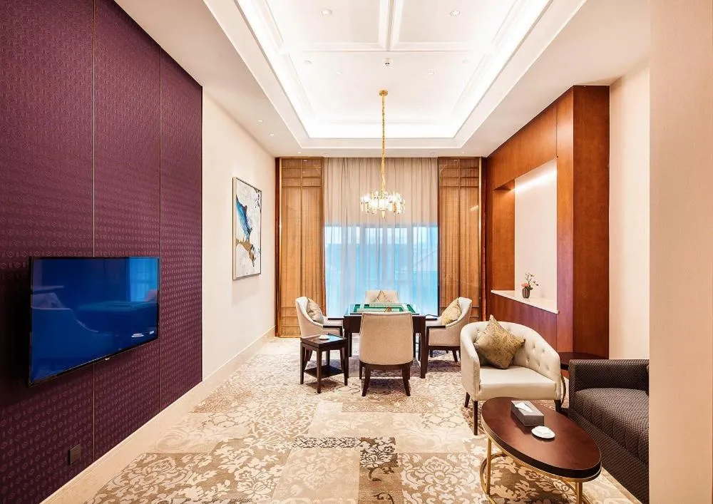 Howard Johnson New District Plaza ZiYang